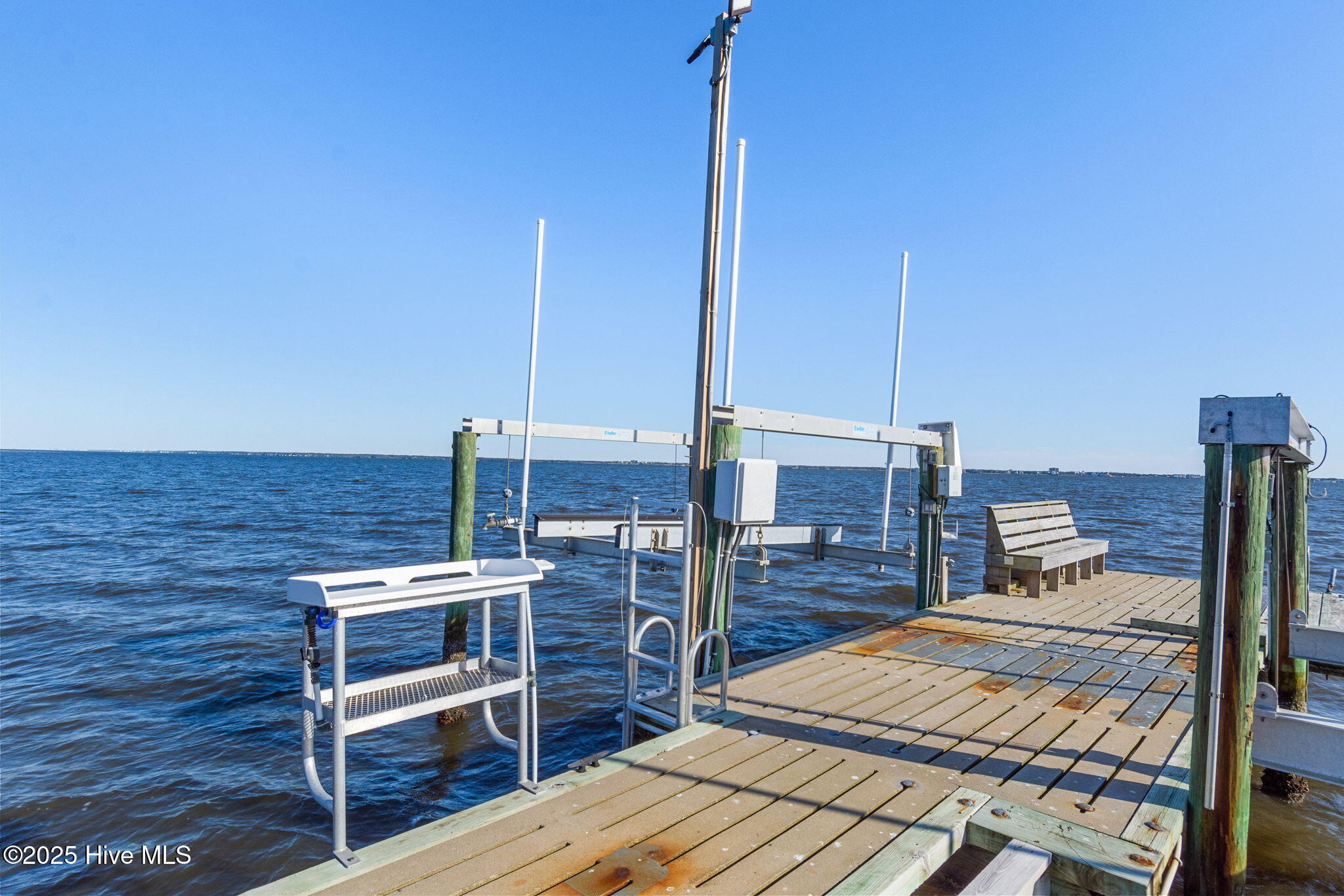 Newport, North Carolina, 28570, United States, 6 Bedrooms Bedrooms, ,7 BathroomsBathrooms,Residential,Active,2003565