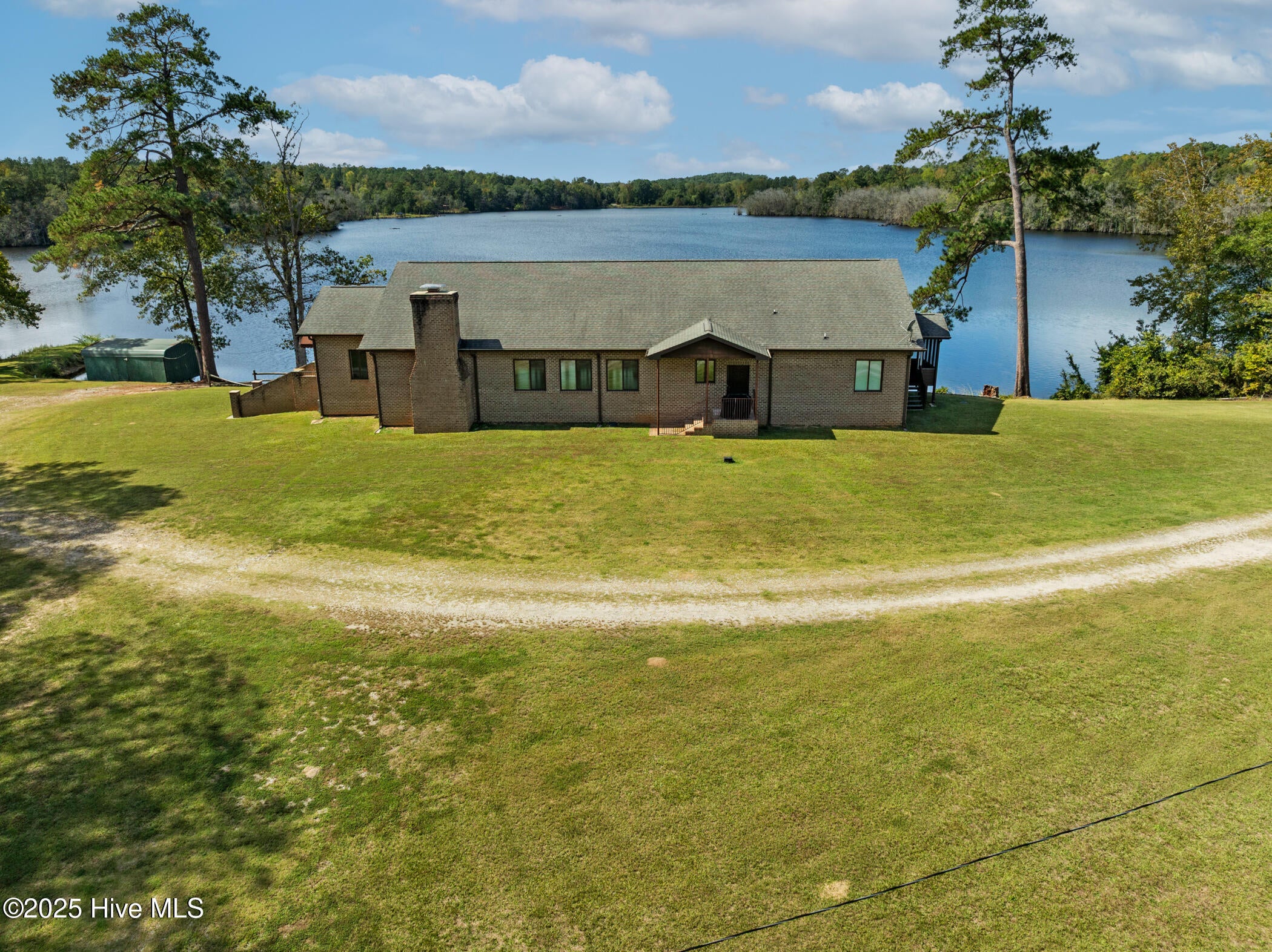Rockingham, North Carolina, 28379, United States, 2 Bedrooms Bedrooms, ,3 BathroomsBathrooms,Residential,Active,1963276