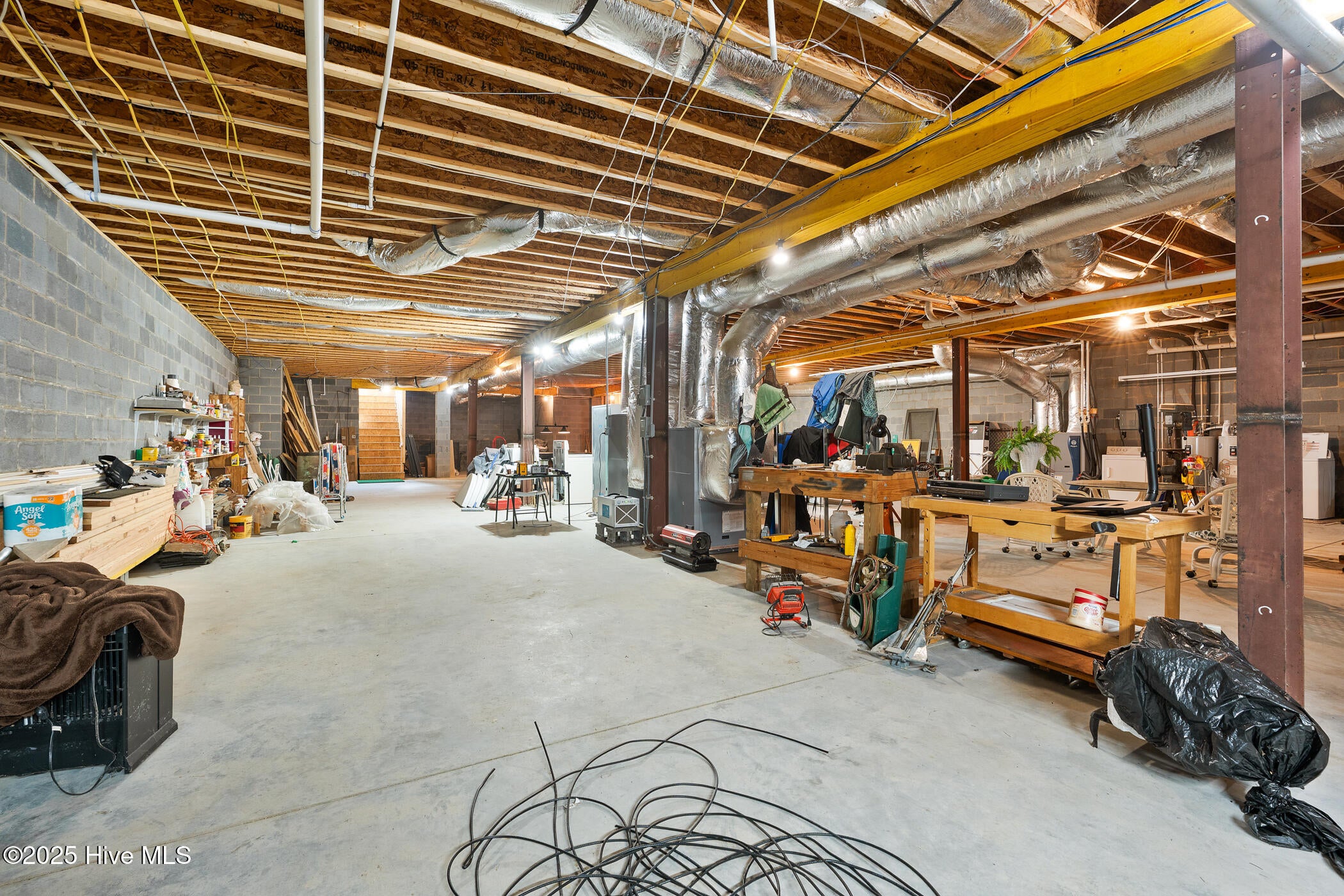 Rockingham, North Carolina, 28379, United States, 2 Bedrooms Bedrooms, ,3 BathroomsBathrooms,Residential,Active,1963276