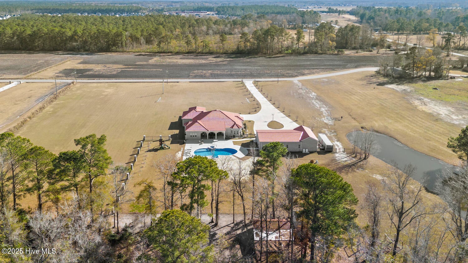 Jacksonville, North Carolina, 28540, United States, 5 Bedrooms Bedrooms, ,6 BathroomsBathrooms,Residential,Active,2006803