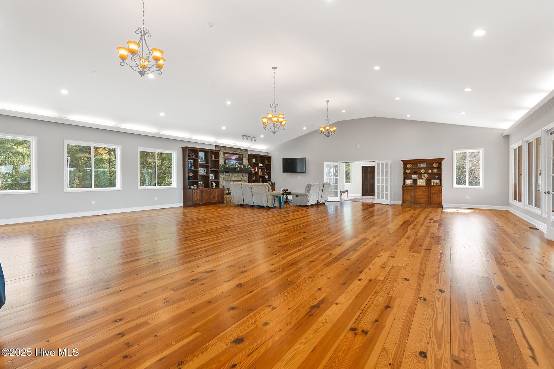 Rockingham, North Carolina, 28379, United States, 2 Bedrooms Bedrooms, ,3 BathroomsBathrooms,Residential,Active,1963276