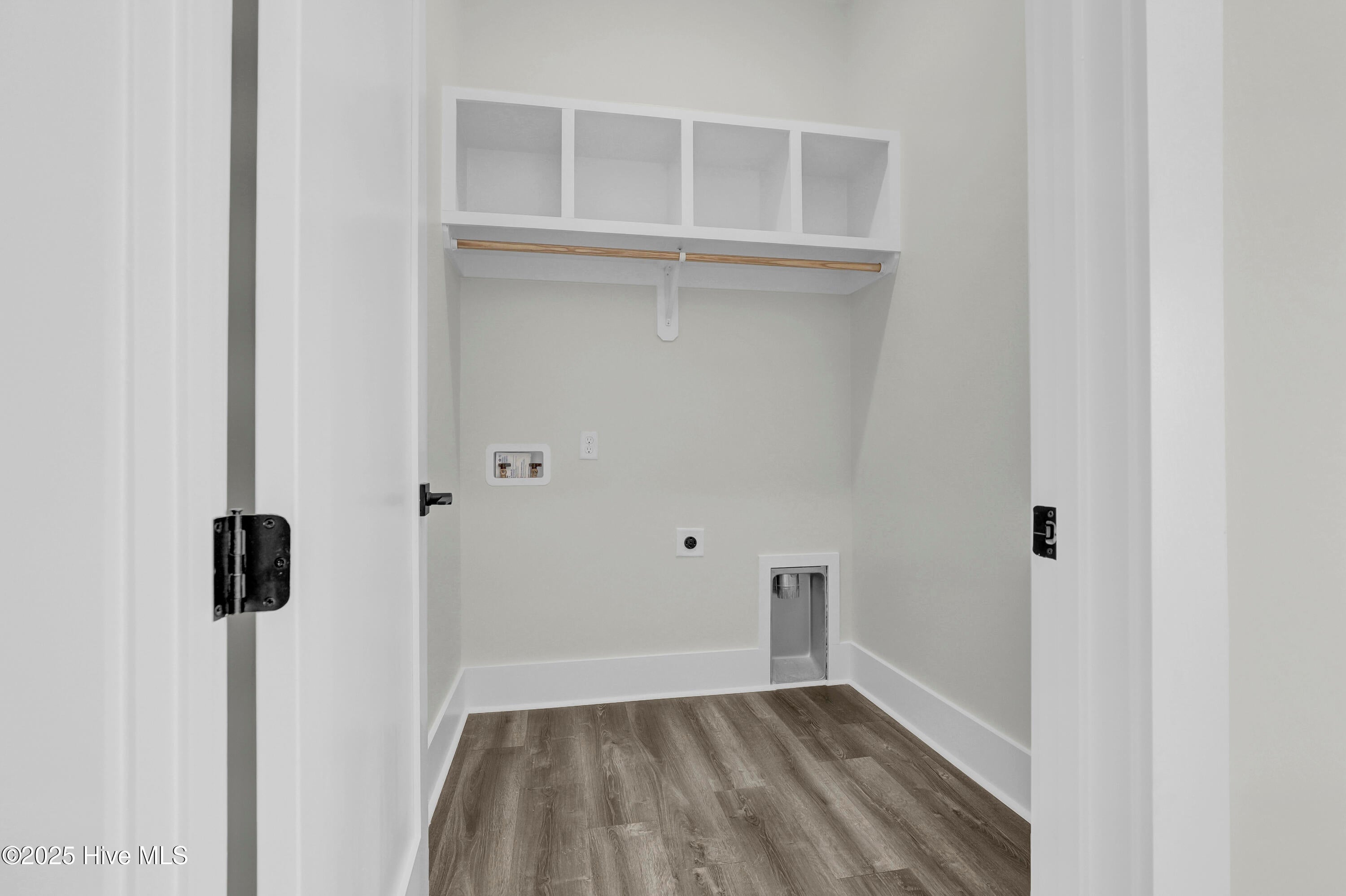 Holly Ridge, North Carolina, 28445, United States, 4 Bedrooms Bedrooms, ,3 BathroomsBathrooms,Residential,Active,1993627