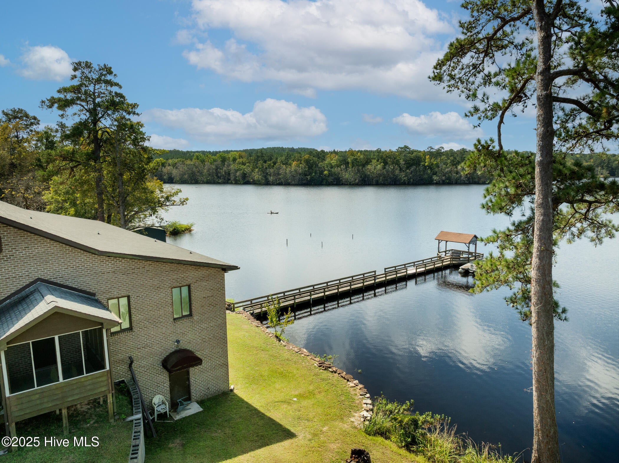 Rockingham, North Carolina, 28379, United States, 2 Bedrooms Bedrooms, ,3 BathroomsBathrooms,Residential,Active,1963276