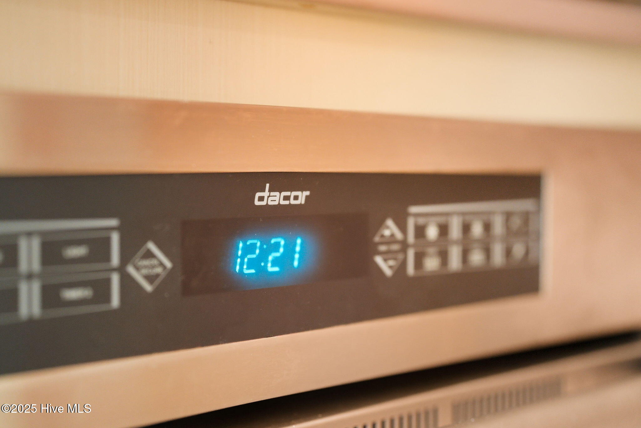 Durham, North Carolina, 27705, United States, 5 Bedrooms Bedrooms, ,5 BathroomsBathrooms,Residential,Active,1997609