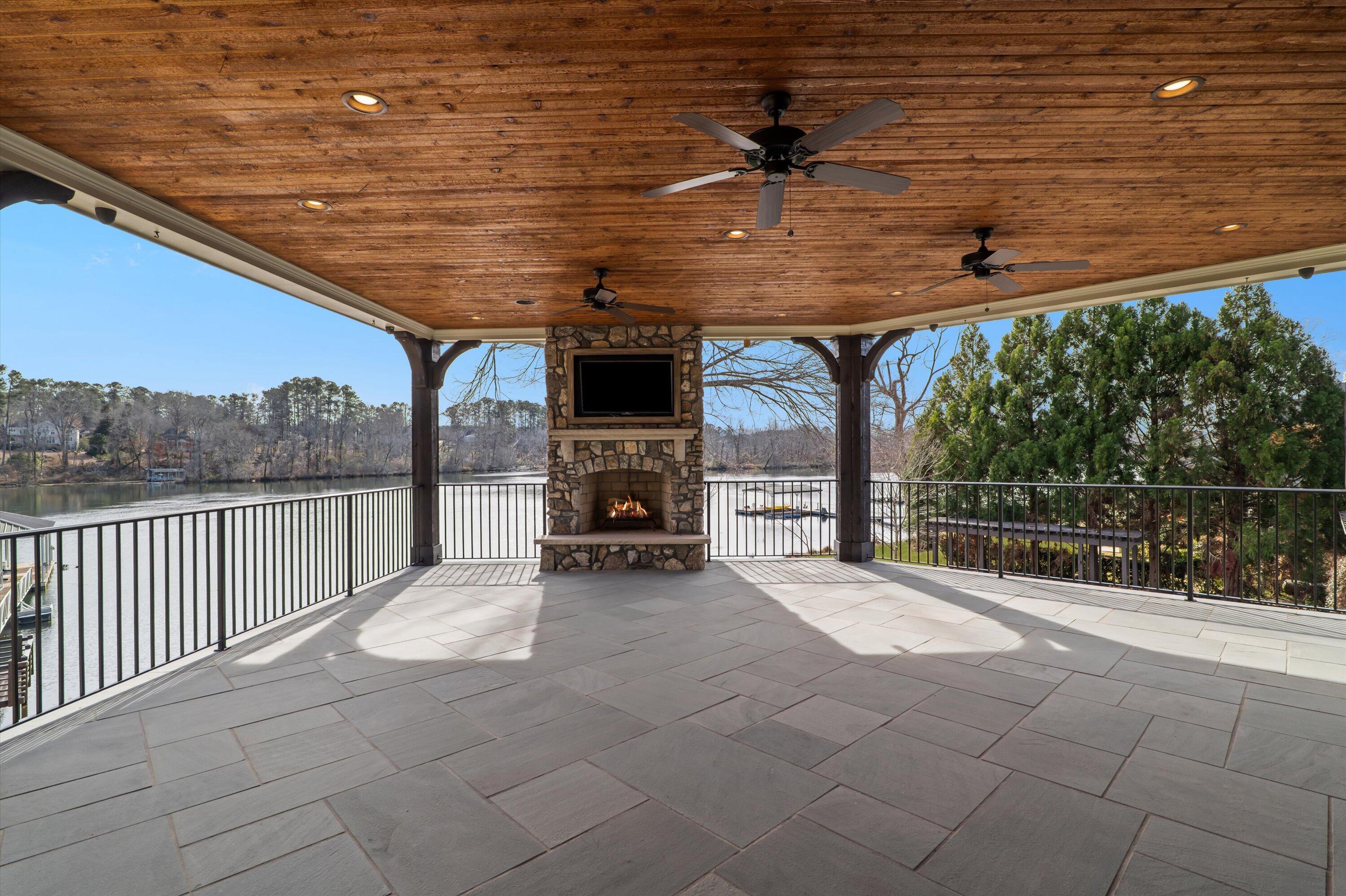 Clarks Hill, South Carolina, 29821, United States, 4 Bedrooms Bedrooms, ,7 BathroomsBathrooms,Residential,Active,2010209