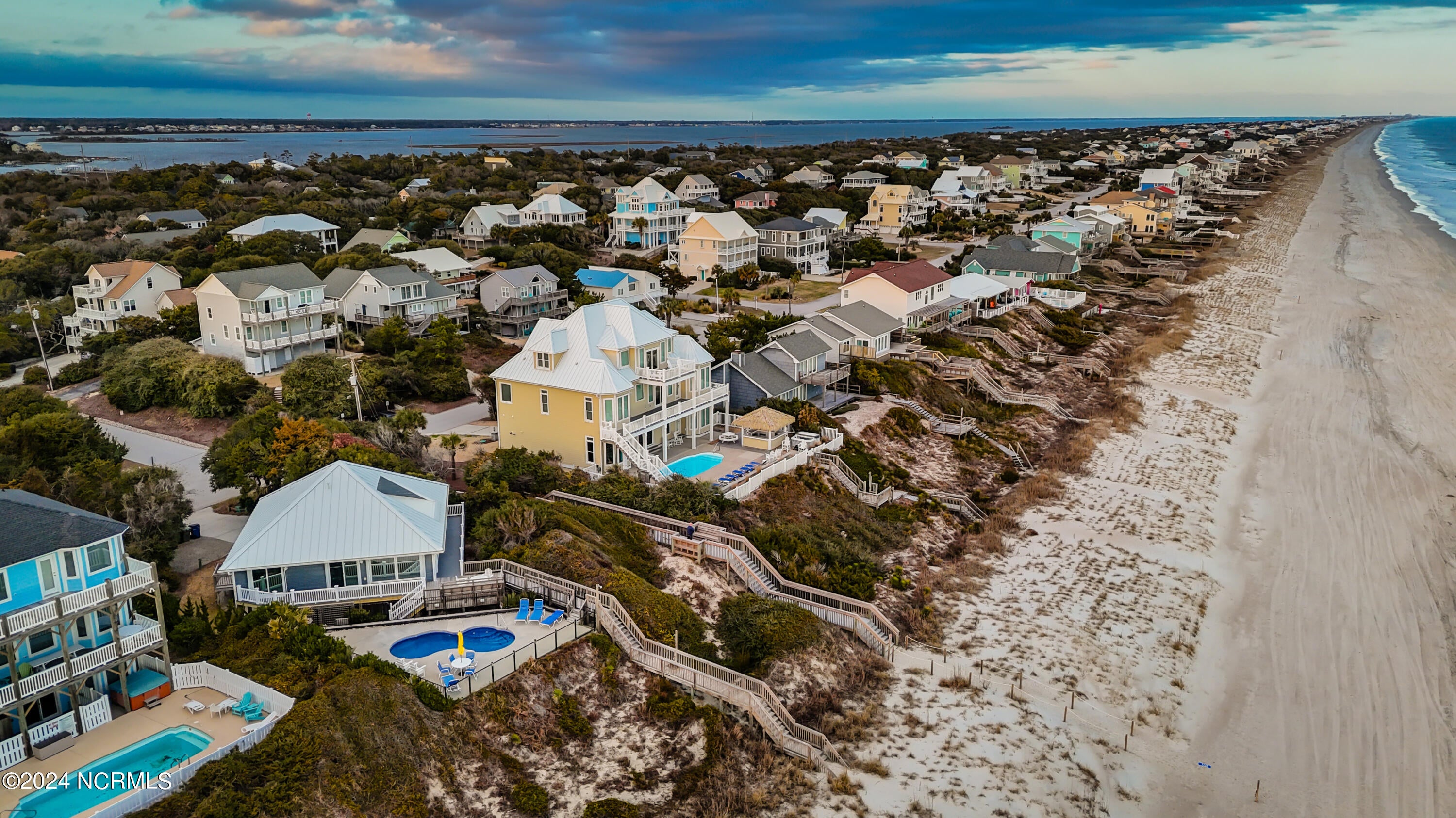 Emerald Isle, North Carolina, 28594, United States, 11 Bedrooms Bedrooms, ,11 BathroomsBathrooms,Residential,Active,1993662
