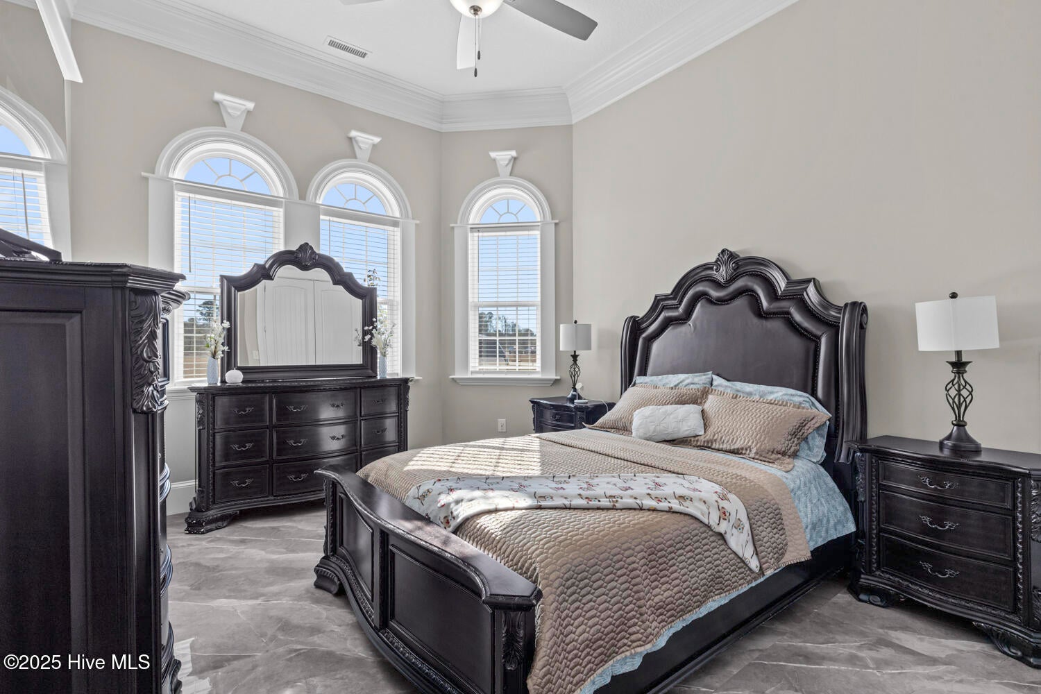 Jacksonville, North Carolina, 28540, United States, 5 Bedrooms Bedrooms, ,6 BathroomsBathrooms,Residential,Active,2006803