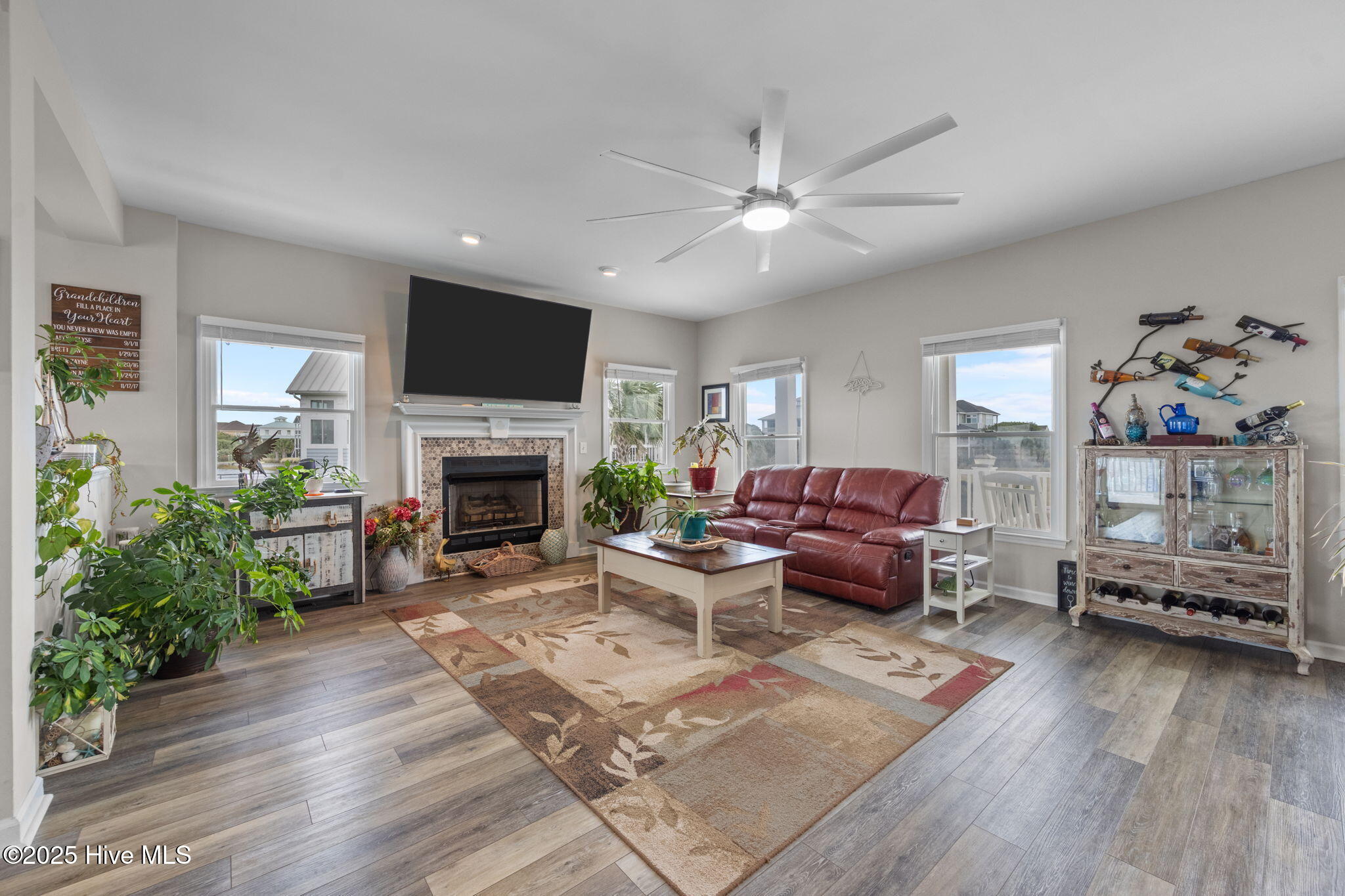 North Topsail Beach, North Carolina, 28460, United States, 3 Bedrooms Bedrooms, ,3 BathroomsBathrooms,Residential,Active,1988708