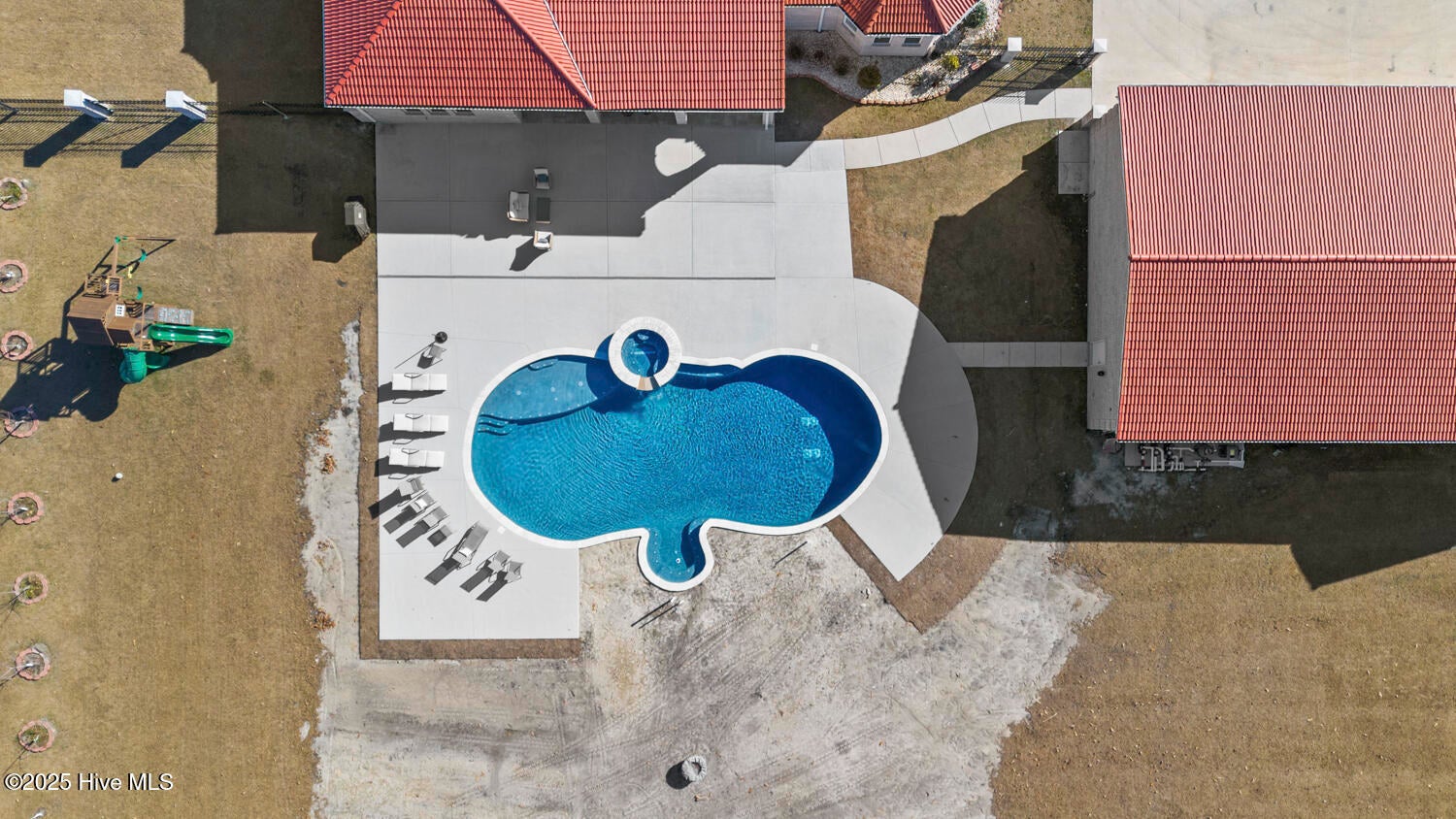 Jacksonville, North Carolina, 28540, United States, 5 Bedrooms Bedrooms, ,6 BathroomsBathrooms,Residential,Active,2006803