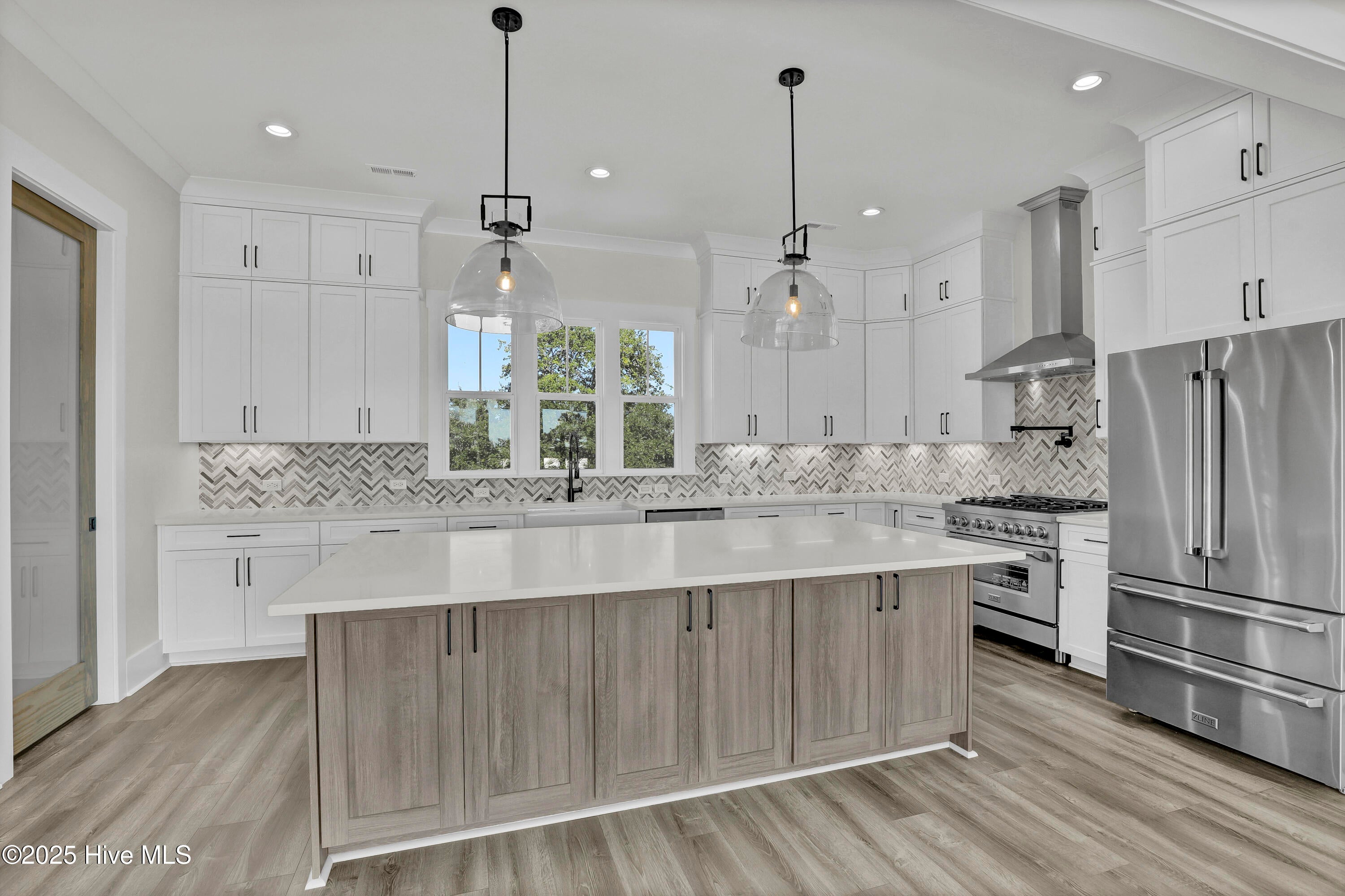 Holly Ridge, North Carolina, 28445, United States, 4 Bedrooms Bedrooms, ,3 BathroomsBathrooms,Residential,Active,1993627