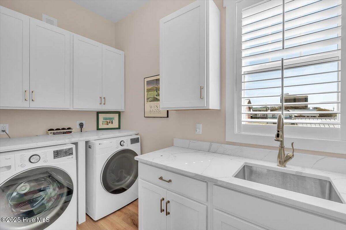 Morehead City, North Carolina, 28557, United States, 3 Bedrooms Bedrooms, ,4 BathroomsBathrooms,Residential,Active,2007117