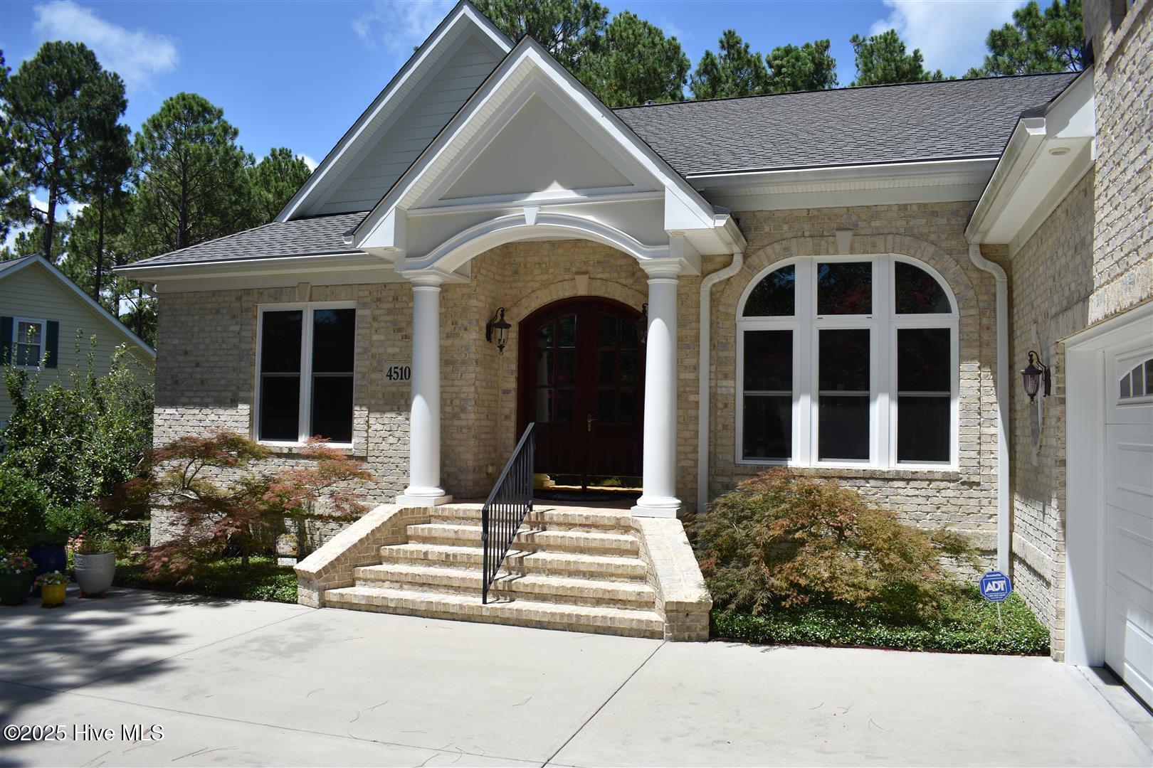 Southport, North Carolina, 28461, United States, 3 Bedrooms Bedrooms, ,4 BathroomsBathrooms,Residential,Active,1889006