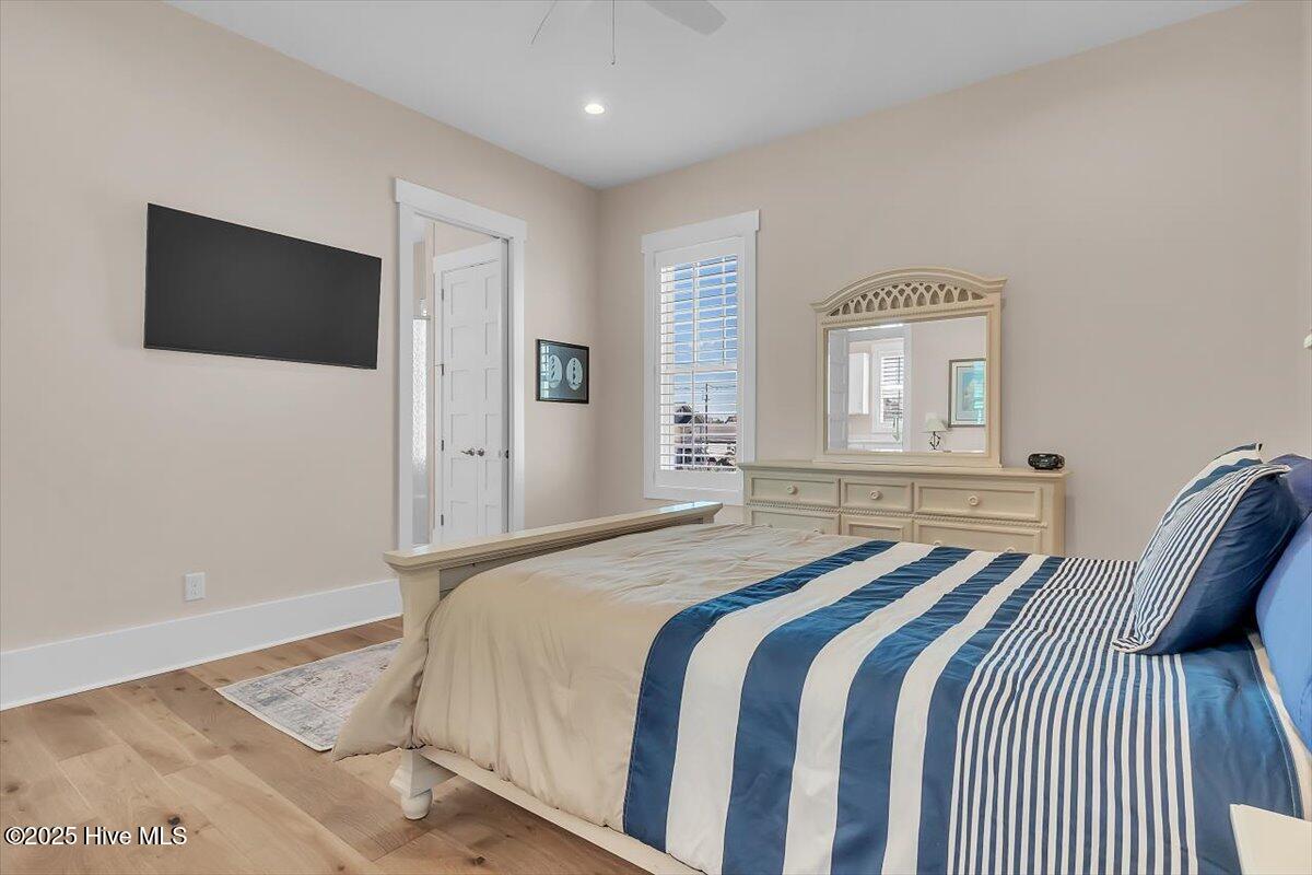 Morehead City, North Carolina, 28557, United States, 3 Bedrooms Bedrooms, ,4 BathroomsBathrooms,Residential,Active,2007117