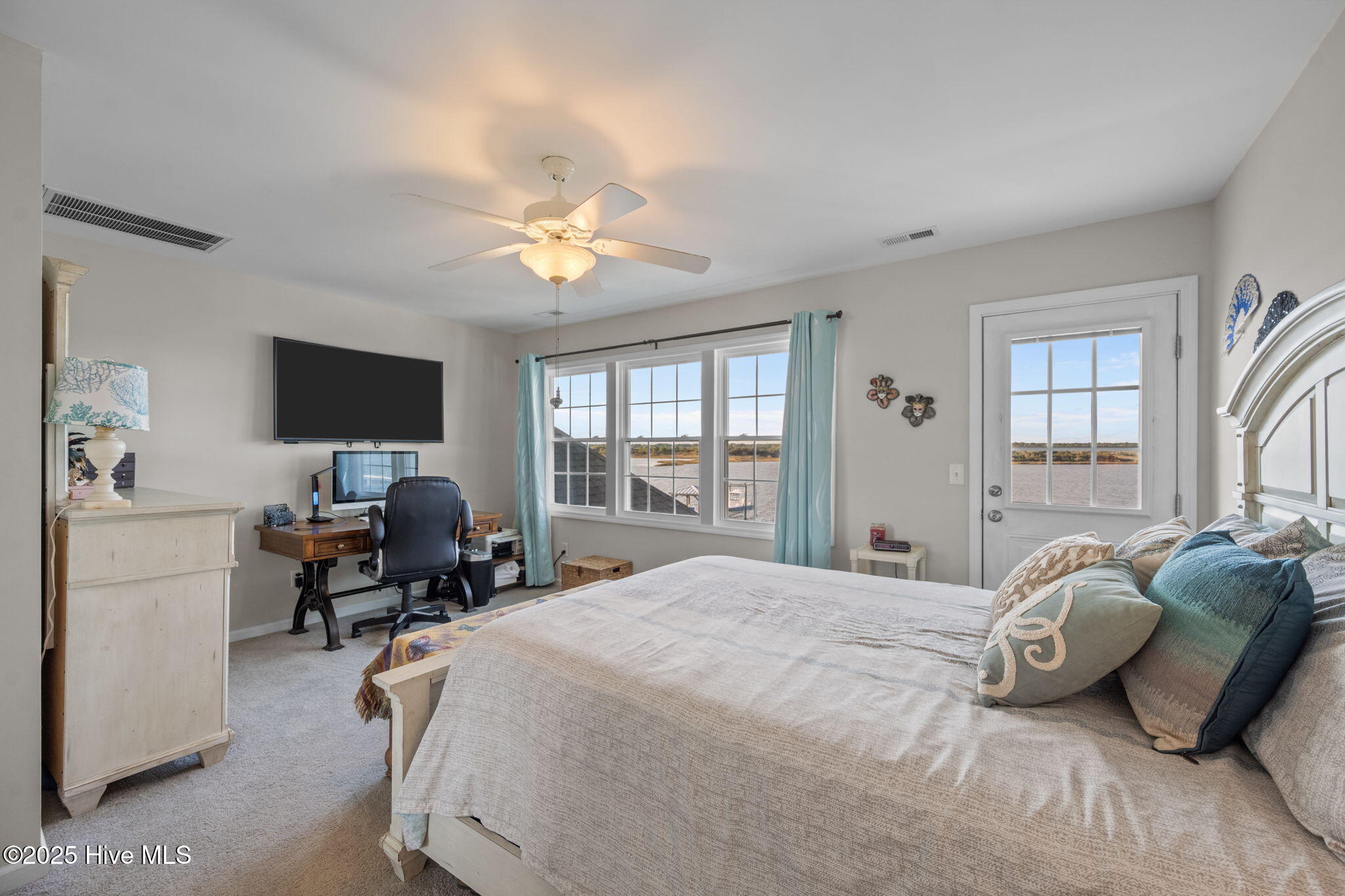 North Topsail Beach, North Carolina, 28460, United States, 3 Bedrooms Bedrooms, ,3 BathroomsBathrooms,Residential,Active,1988708