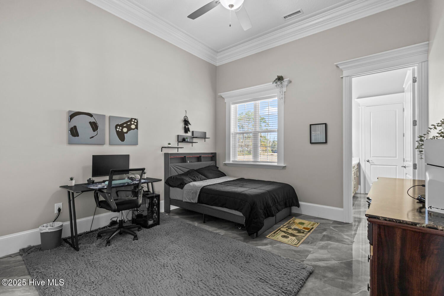 Jacksonville, North Carolina, 28540, United States, 5 Bedrooms Bedrooms, ,6 BathroomsBathrooms,Residential,Active,2006803