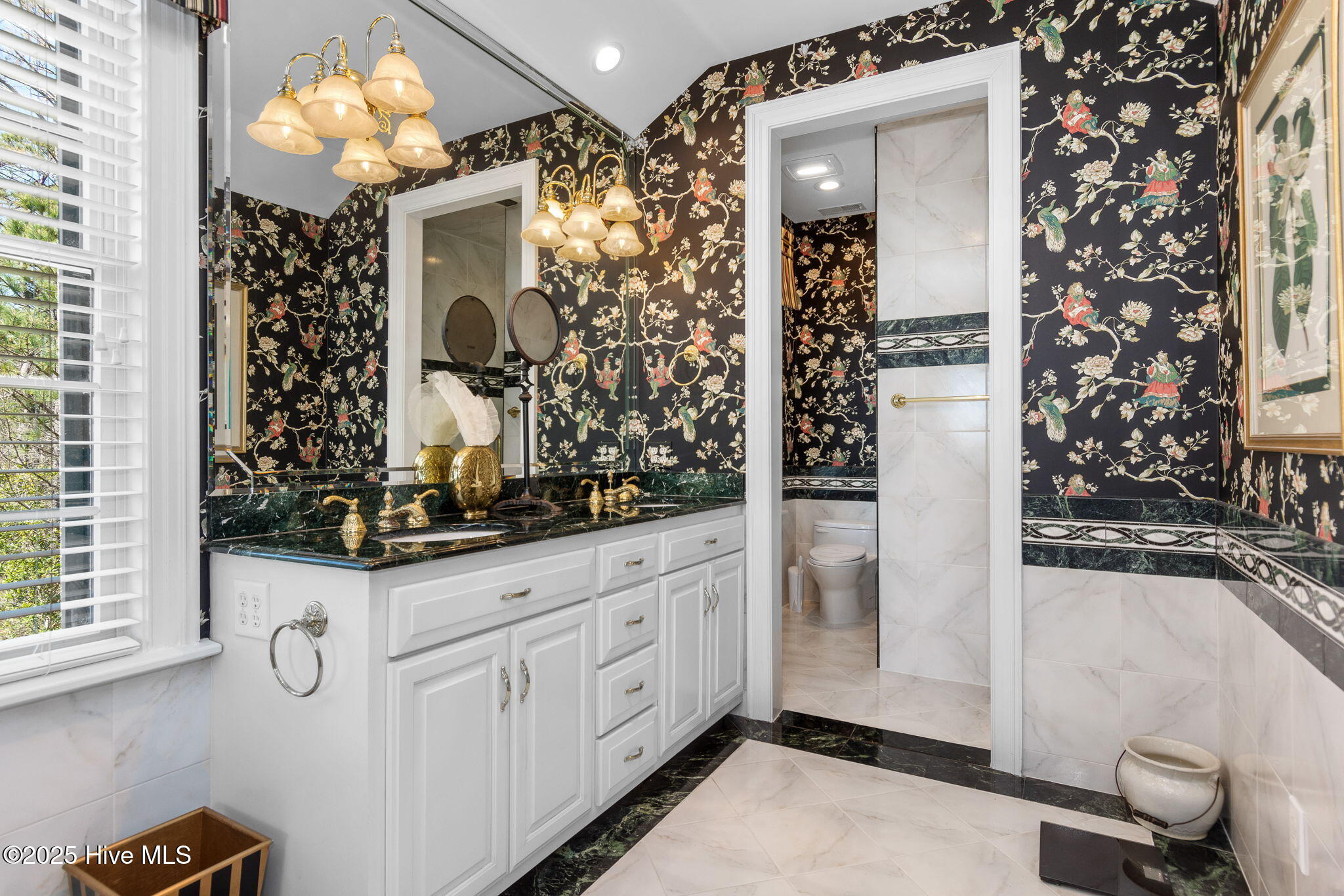 Newport, North Carolina, 28570, United States, 6 Bedrooms Bedrooms, ,7 BathroomsBathrooms,Residential,Active,2003565