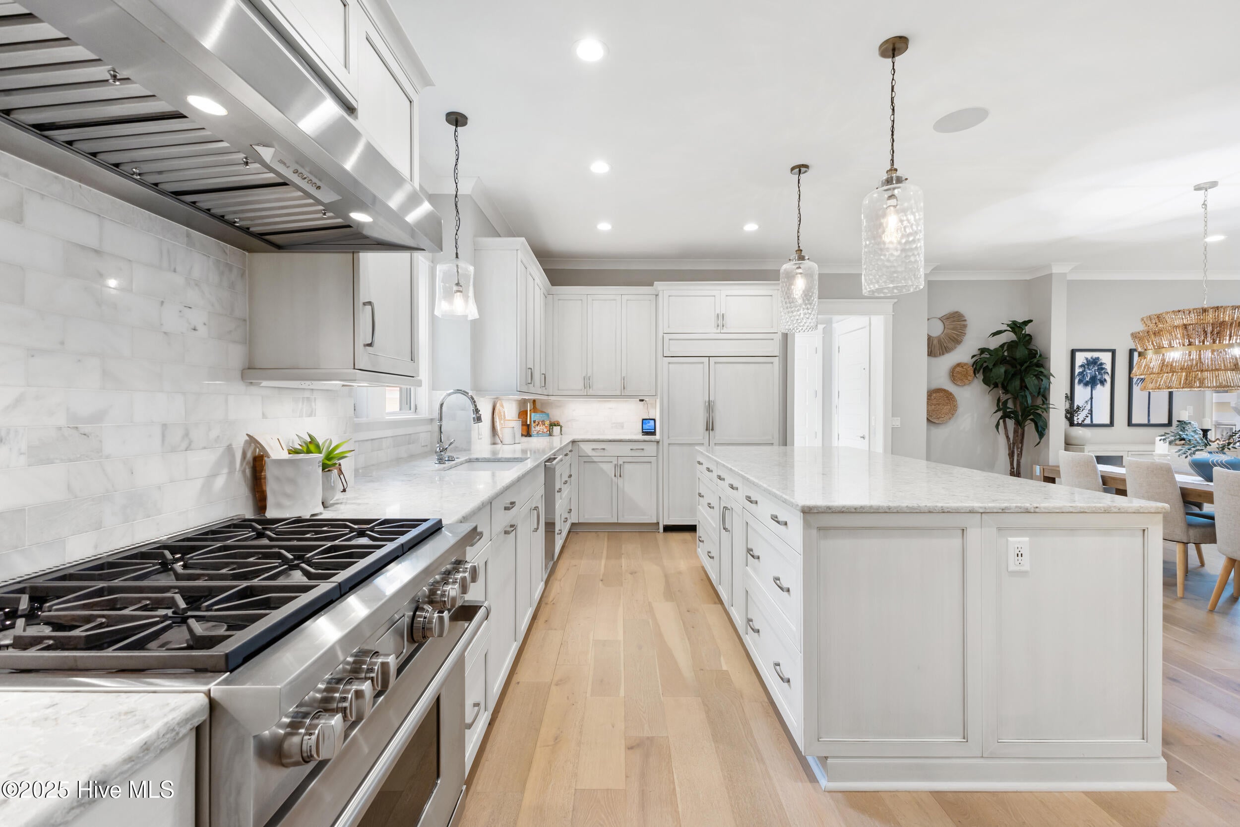 Carolina Beach, North Carolina, 28428, United States, 5 Bedrooms Bedrooms, ,4 BathroomsBathrooms,Residential,Active,1970929