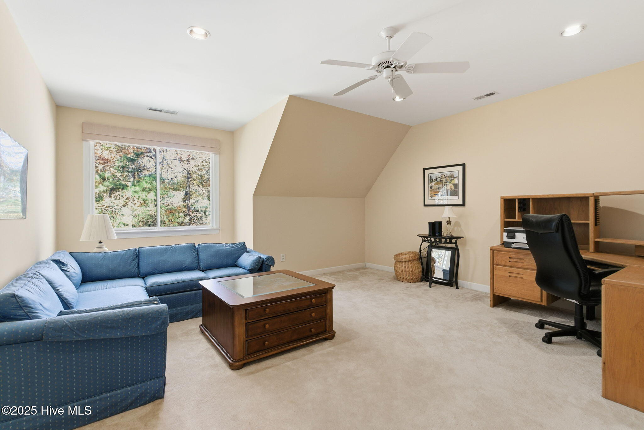 Durham, North Carolina, 27705, United States, 5 Bedrooms Bedrooms, ,5 BathroomsBathrooms,Residential,Active,1997609