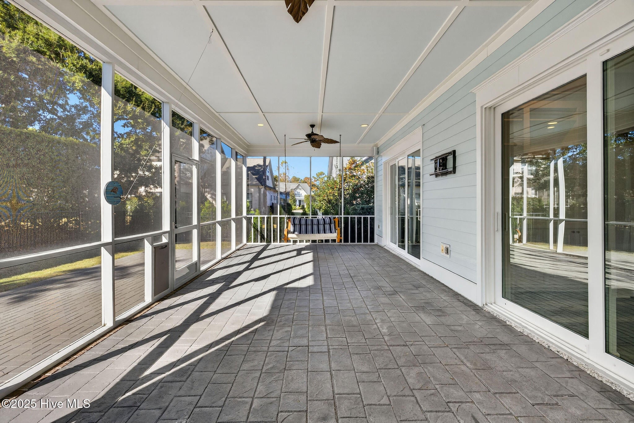 Wilmington, North Carolina, 28409, United States, 4 Bedrooms Bedrooms, ,5 BathroomsBathrooms,Residential,Active,1993650