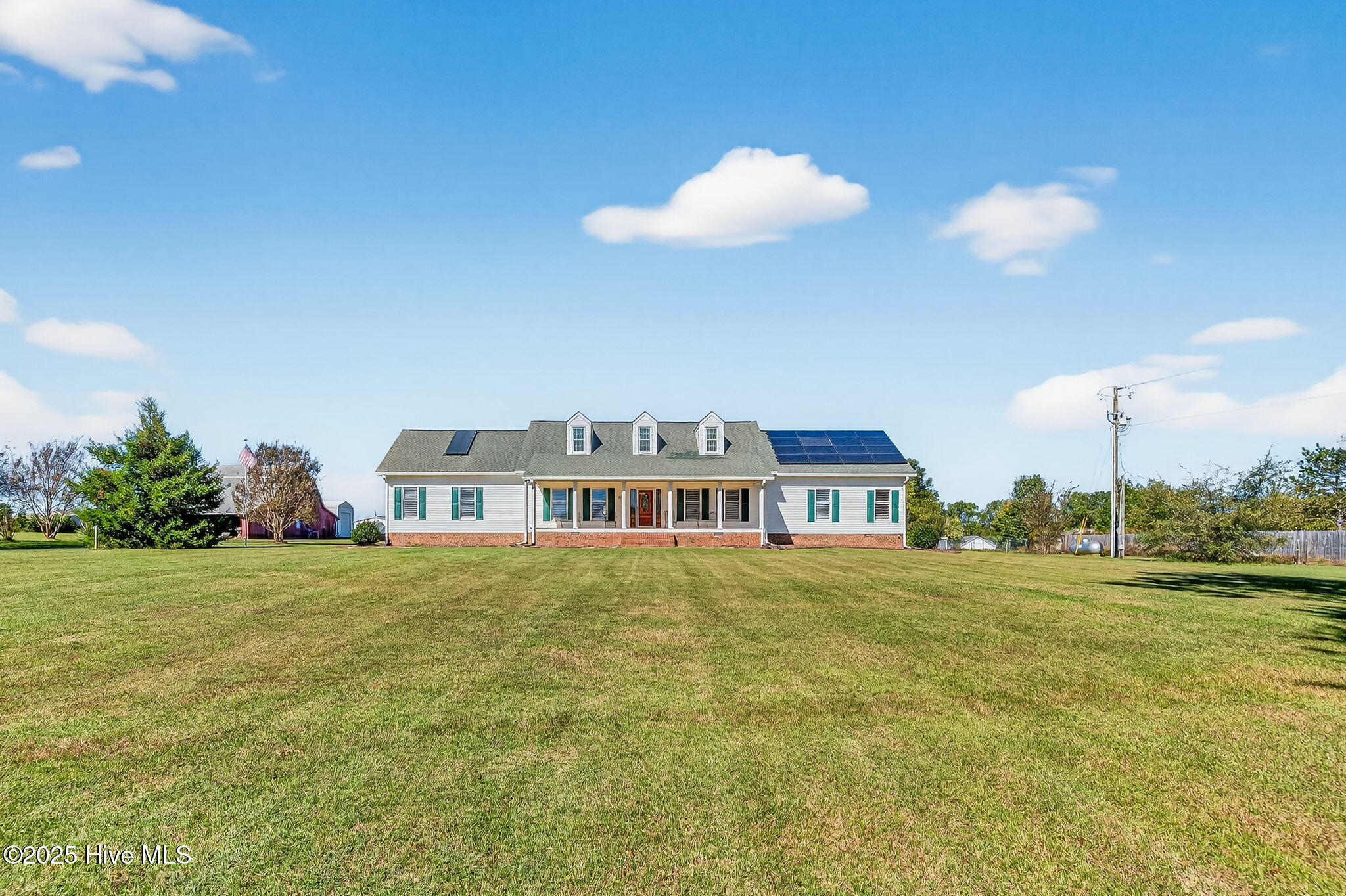Benson, North Carolina, 27504, United States, 3 Bedrooms Bedrooms, ,3 BathroomsBathrooms,Residential,Active,2043414