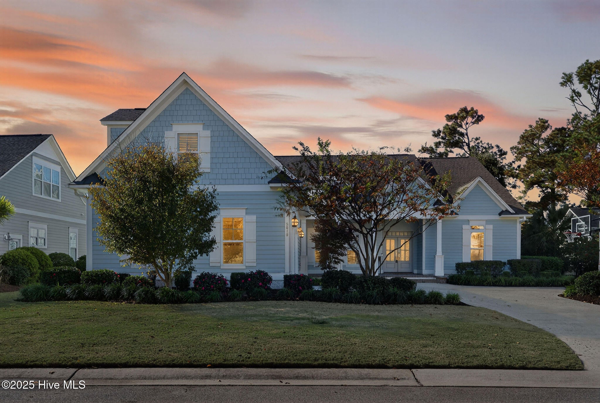 Wilmington, North Carolina, 28409, United States, 4 Bedrooms Bedrooms, ,5 BathroomsBathrooms,Residential,Active,1993650