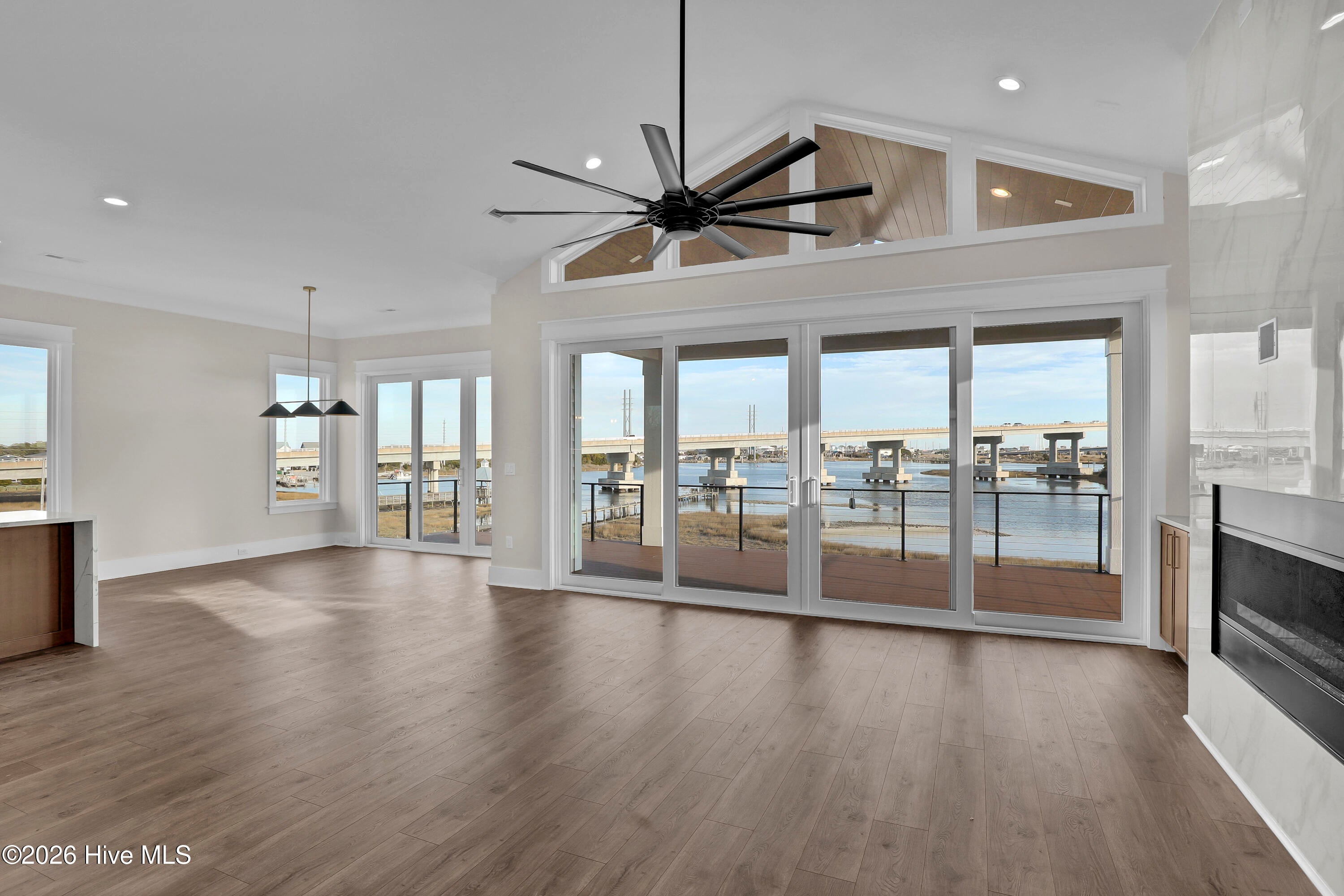 Surf City, North Carolina, 28445, United States, 4 Bedrooms Bedrooms, ,3 BathroomsBathrooms,Residential,Active,2025603