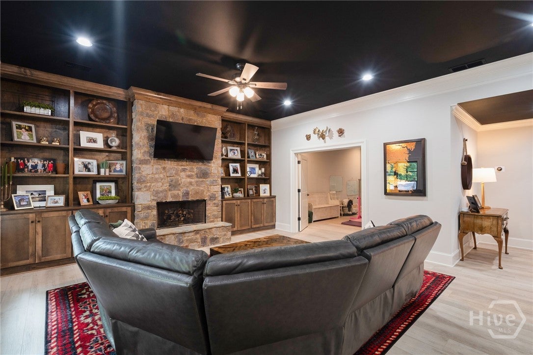 Statham, Georgia, 30666, United States, 6 Bedrooms Bedrooms, ,8 BathroomsBathrooms,Residential,Active,2051977