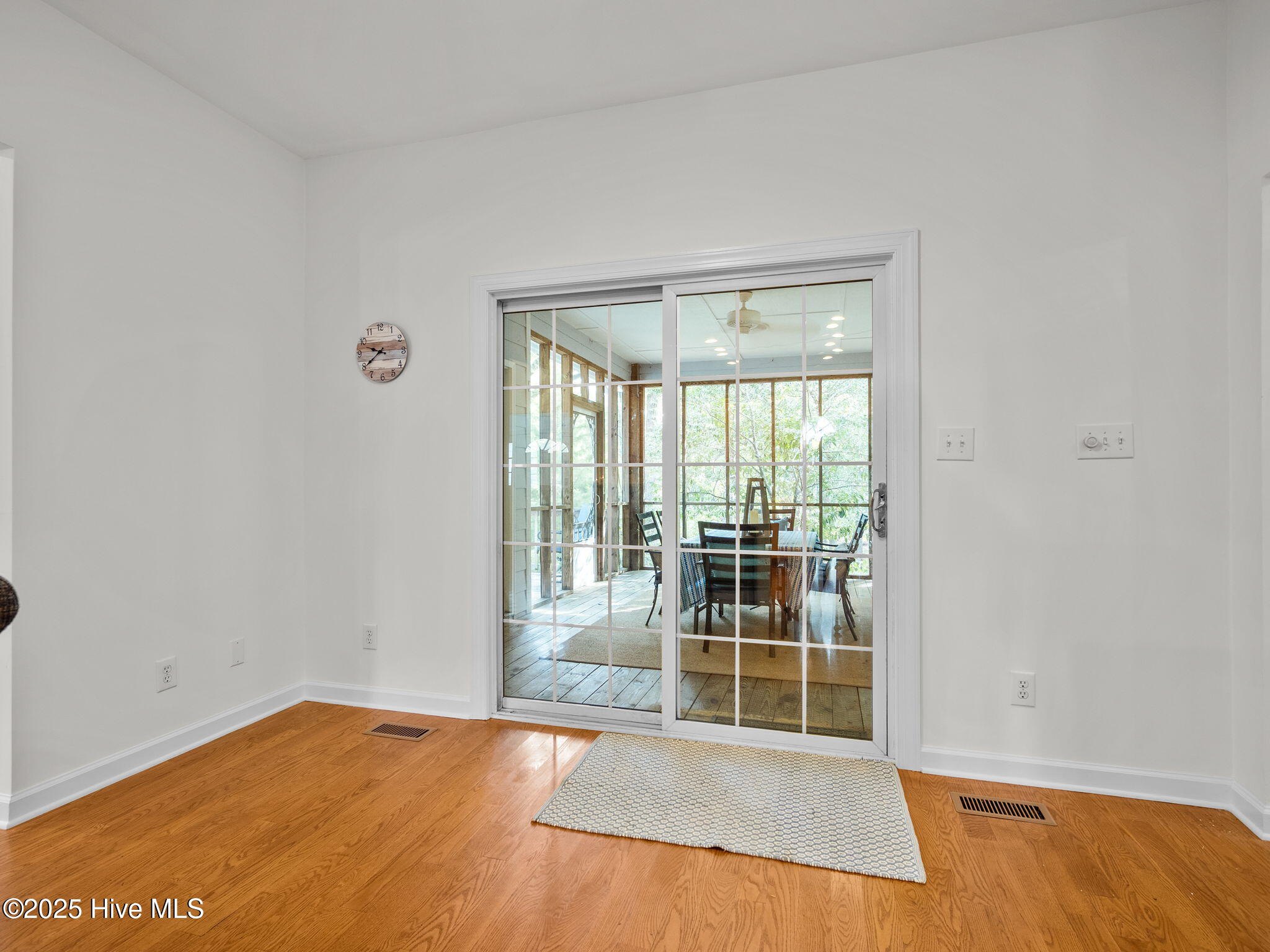 Emerald Isle, North Carolina, 28594, United States, 3 Bedrooms Bedrooms, ,3 BathroomsBathrooms,Residential,Active,1993672