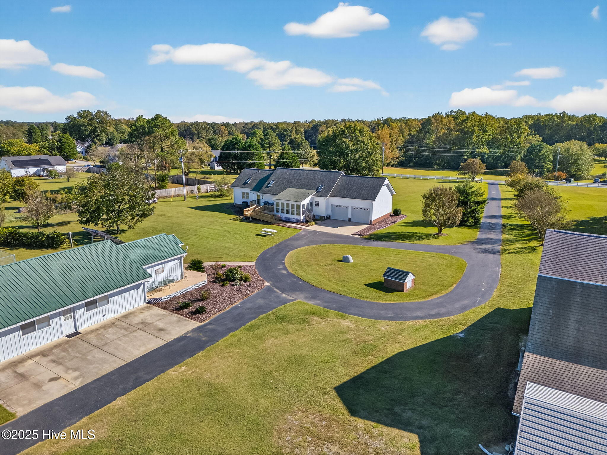 Benson, North Carolina, 27504, United States, 3 Bedrooms Bedrooms, ,3 BathroomsBathrooms,Residential,Active,2043414