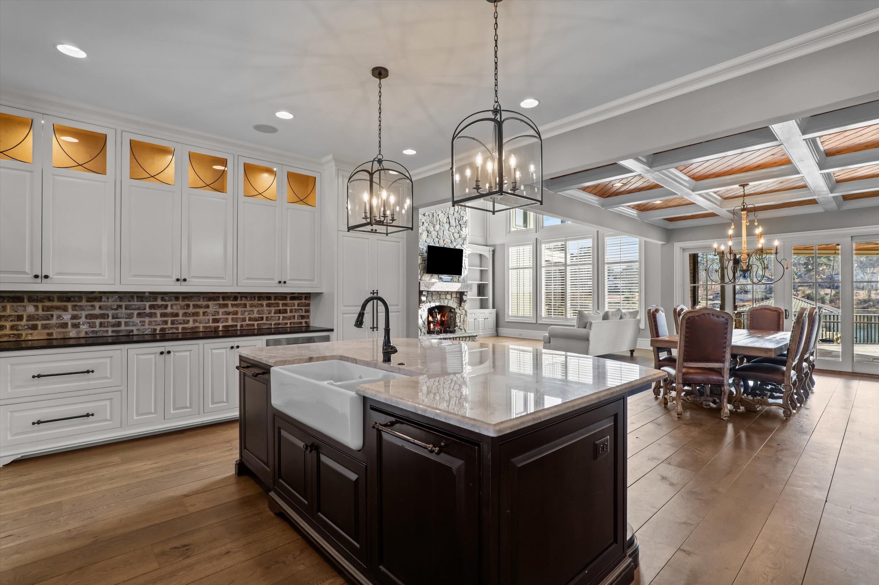 Clarks Hill, South Carolina, 29821, United States, 4 Bedrooms Bedrooms, ,7 BathroomsBathrooms,Residential,Active,2010209