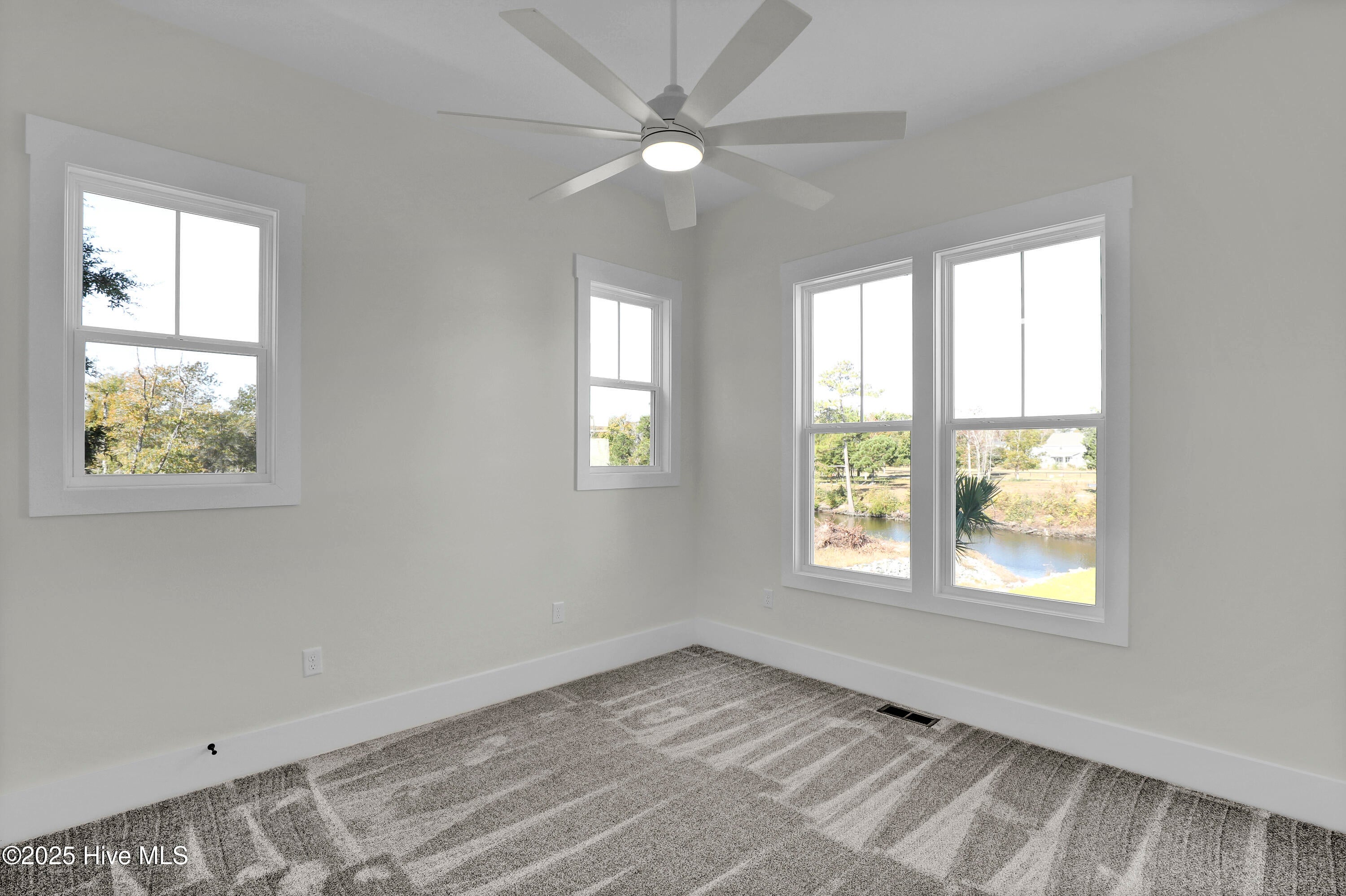 Holly Ridge, North Carolina, 28445, United States, 4 Bedrooms Bedrooms, ,3 BathroomsBathrooms,Residential,Active,1993627