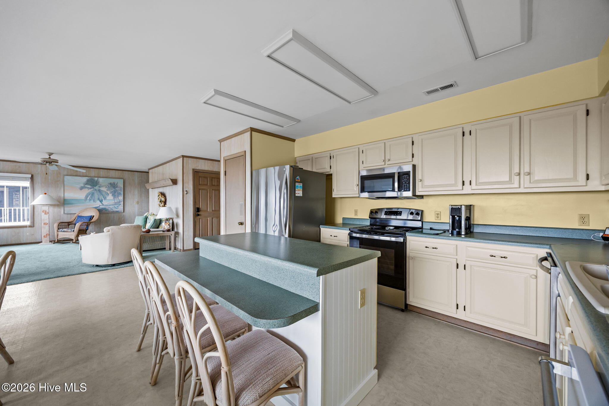 Holden Beach, North Carolina, 28462, United States, 6 Bedrooms Bedrooms, ,5 BathroomsBathrooms,Residential,Active,2017518