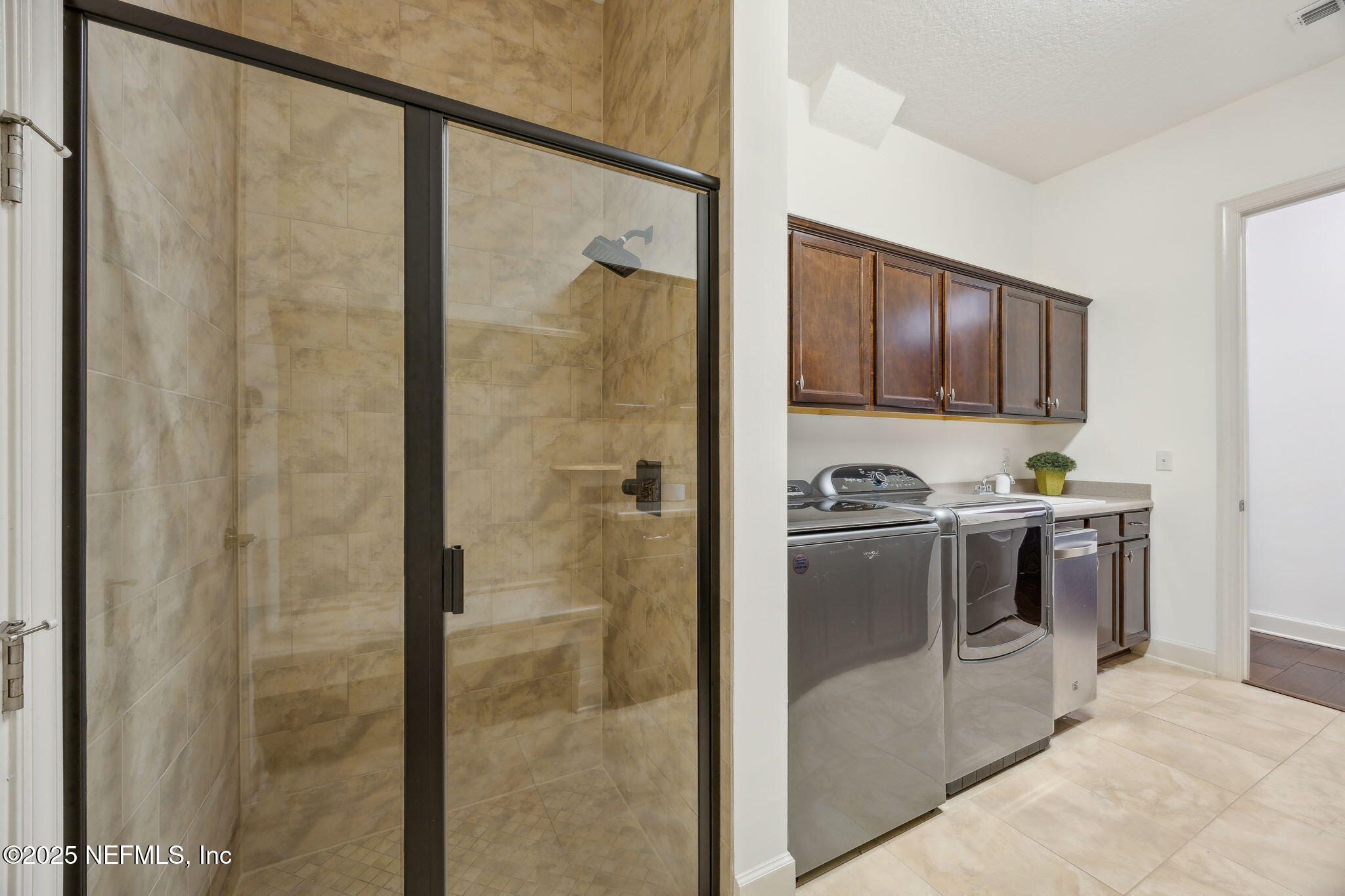 Jacksonville, Florida, 32224, United States, 5 Bedrooms Bedrooms, ,5 BathroomsBathrooms,Residential,Active,1952039