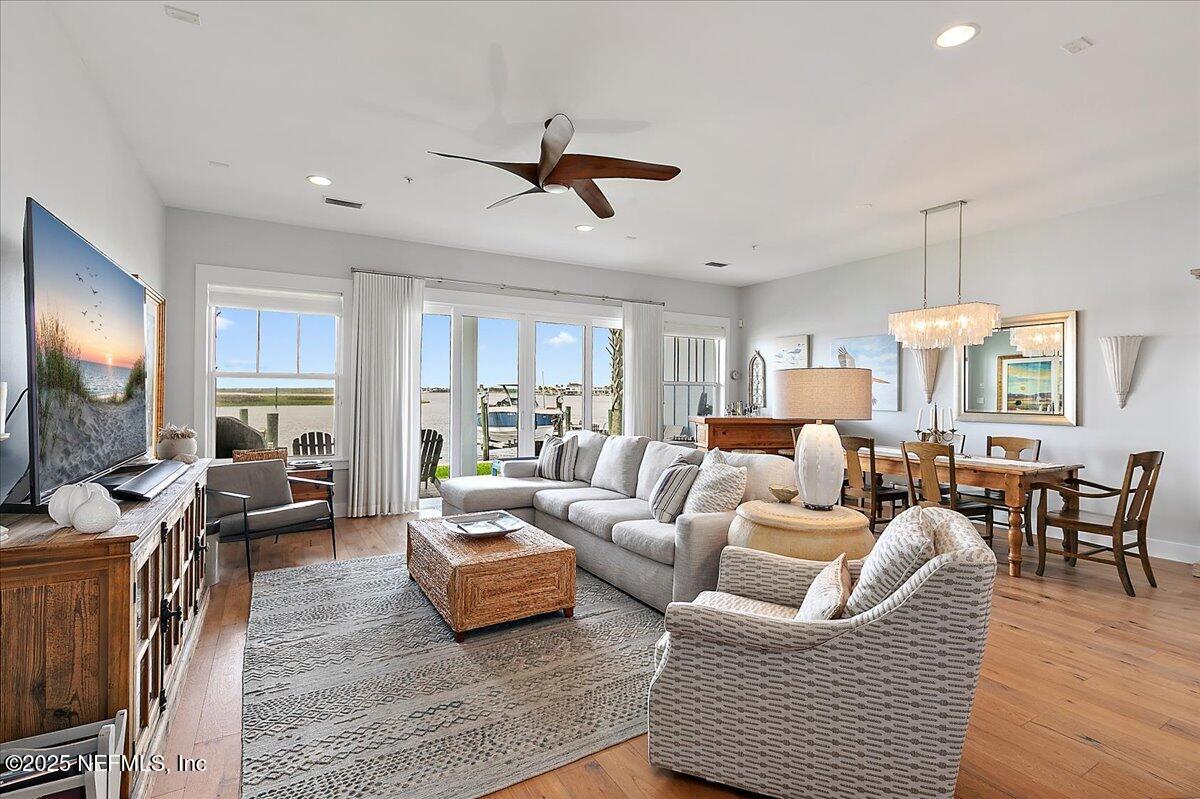 Jacksonville Beach, Florida, 32250, United States, ,4 BathroomsBathrooms,Residential,Active,1820458