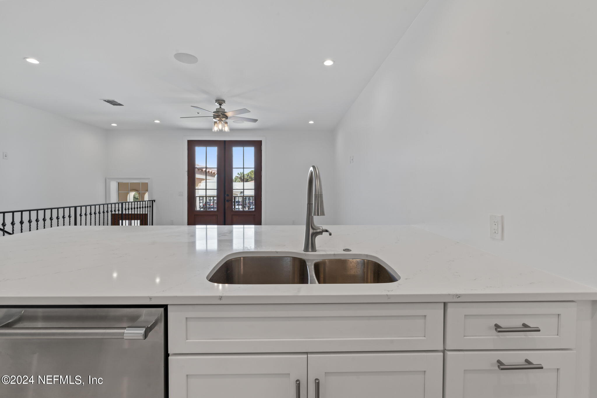 Jacksonville Beach, Florida, 32250, United States, 3 Bedrooms Bedrooms, ,4 BathroomsBathrooms,Residential,Active,1748237