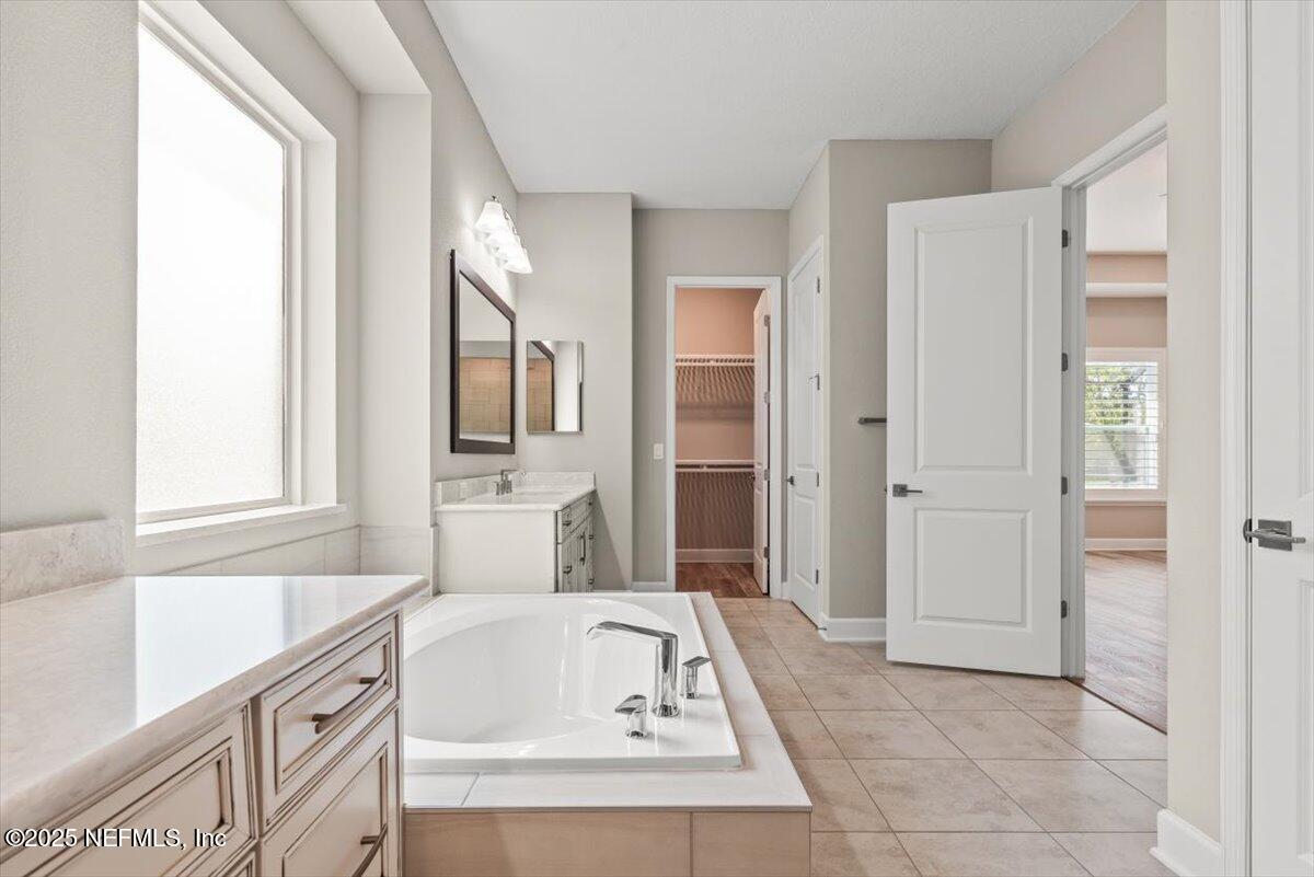 Jacksonville, Florida, 32256, United States, ,4 BathroomsBathrooms,Residential,Active,1824007