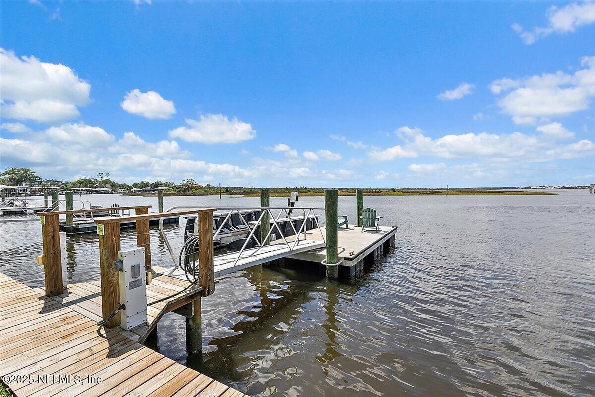 Jacksonville Beach, Florida, 32250, United States, ,4 BathroomsBathrooms,Residential,Active,1820458