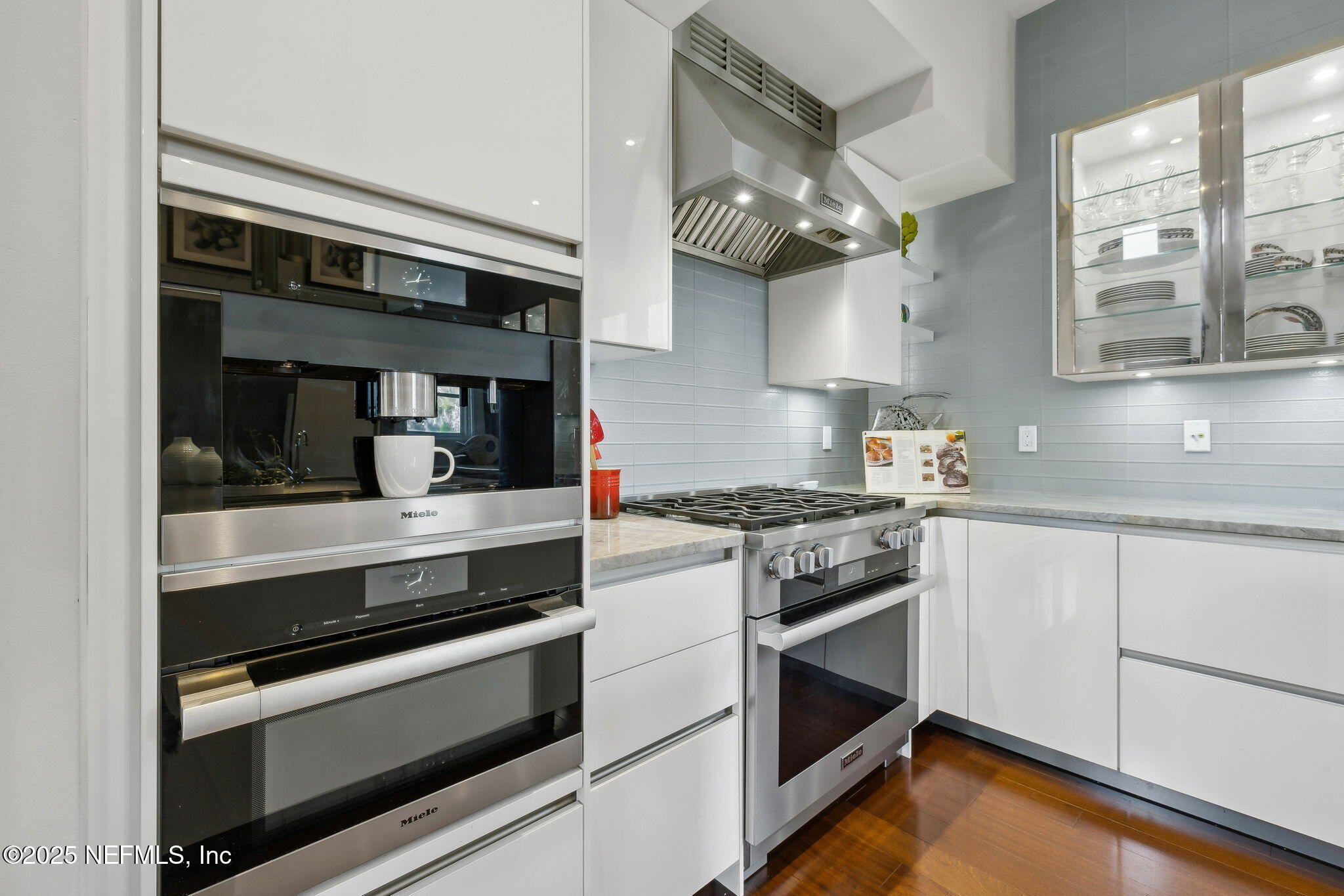 Jacksonville Beach, Florida, 32250, United States, 3 Bedrooms Bedrooms, ,4 BathroomsBathrooms,Residential,Active,1788556