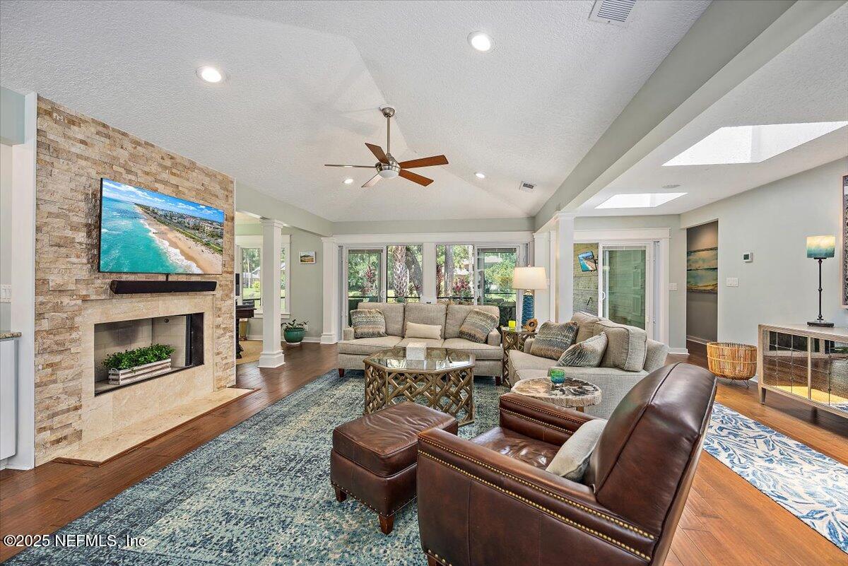 Ponte Vedra Beach, Florida, 32082, United States, 3 Bedrooms Bedrooms, ,3 BathroomsBathrooms,Residential,Active,1904184
