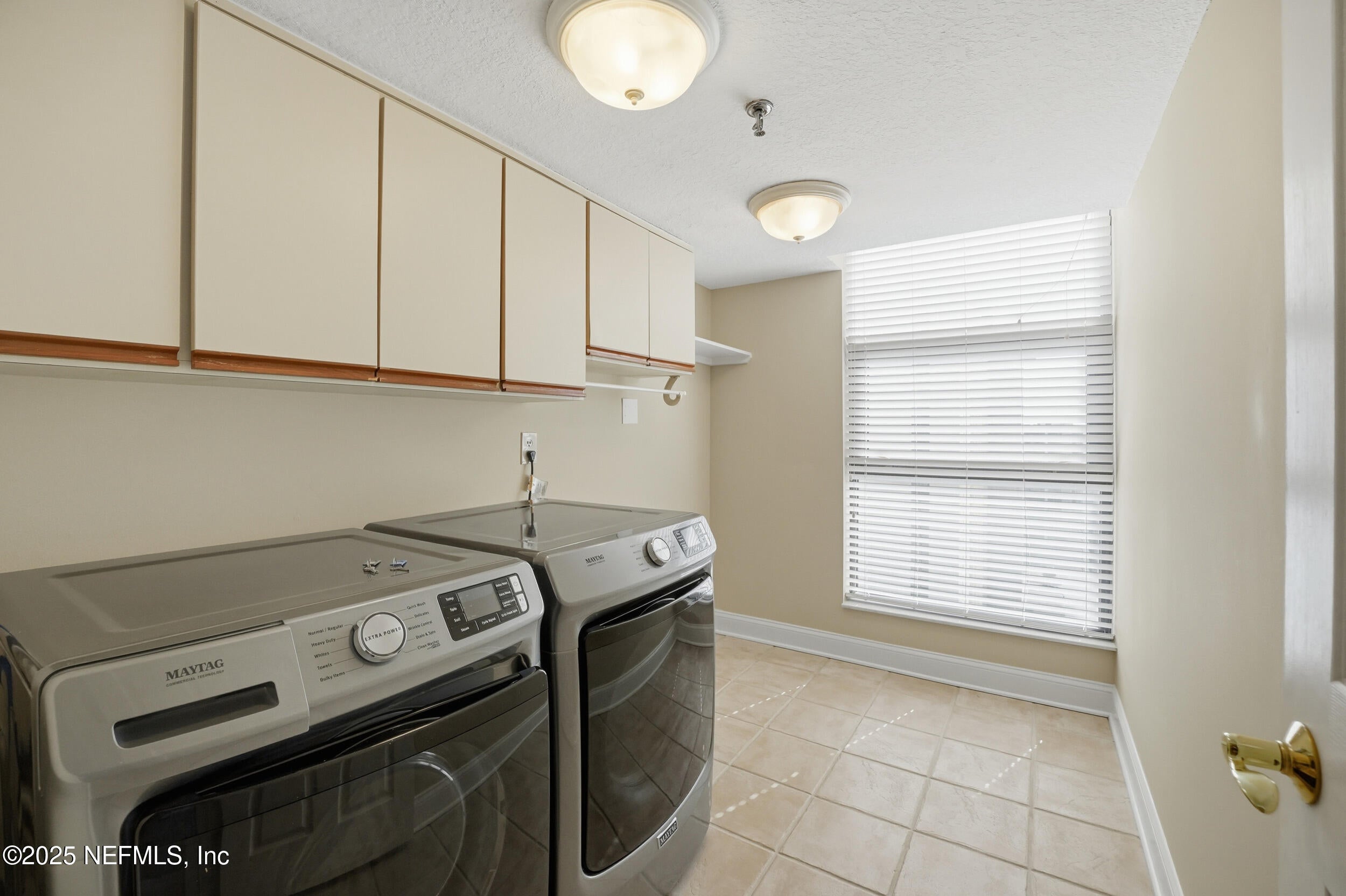 Jacksonville Beach, Florida, 32250, United States, 4 Bedrooms Bedrooms, ,4 BathroomsBathrooms,Residential,Active,1992556