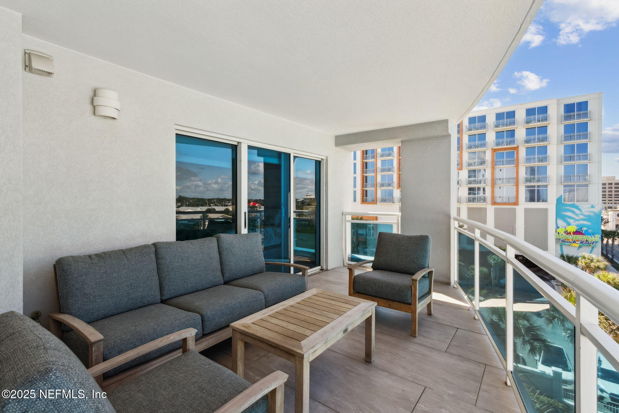 Jacksonville Beach, Florida, 32250, United States, 4 Bedrooms Bedrooms, ,4 BathroomsBathrooms,Residential,Active,1941328