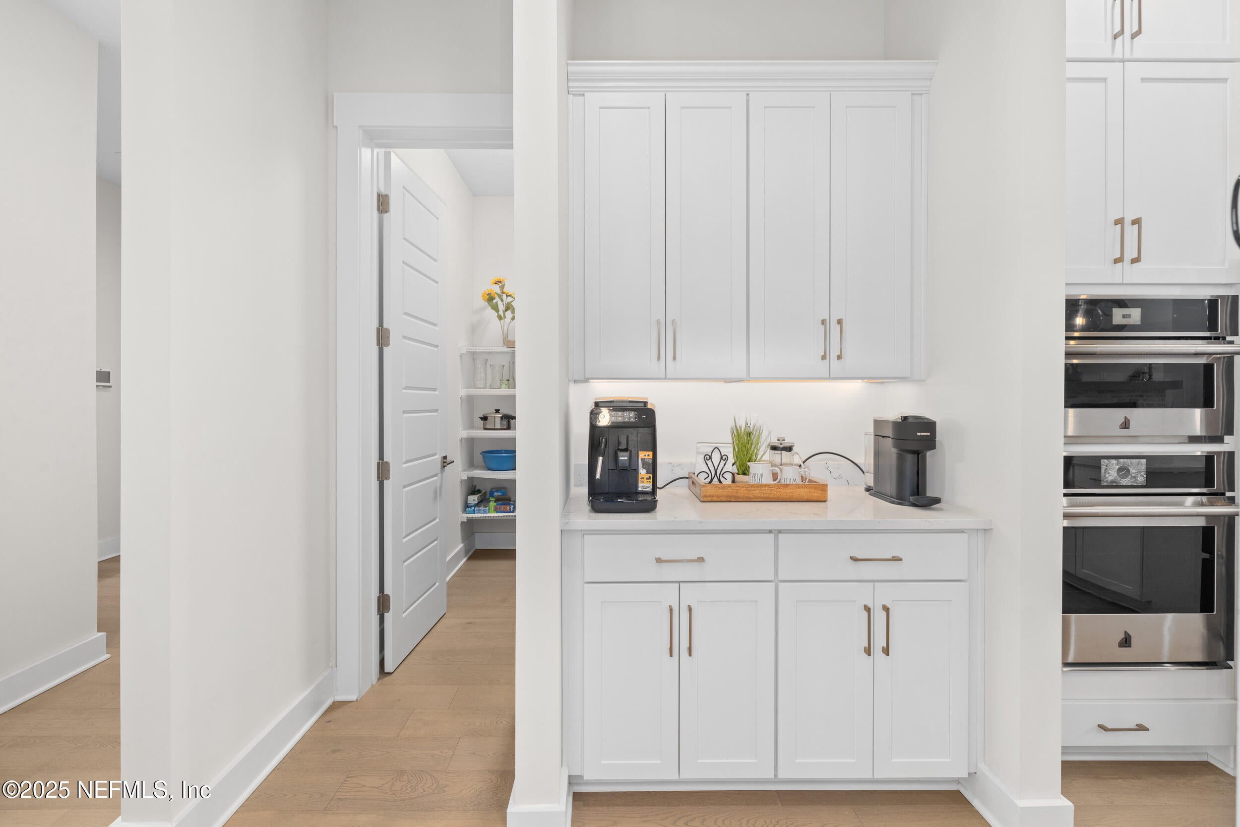 Jacksonville, Florida, 32256, United States, 5 Bedrooms Bedrooms, ,3 BathroomsBathrooms,Residential,Active,2006914