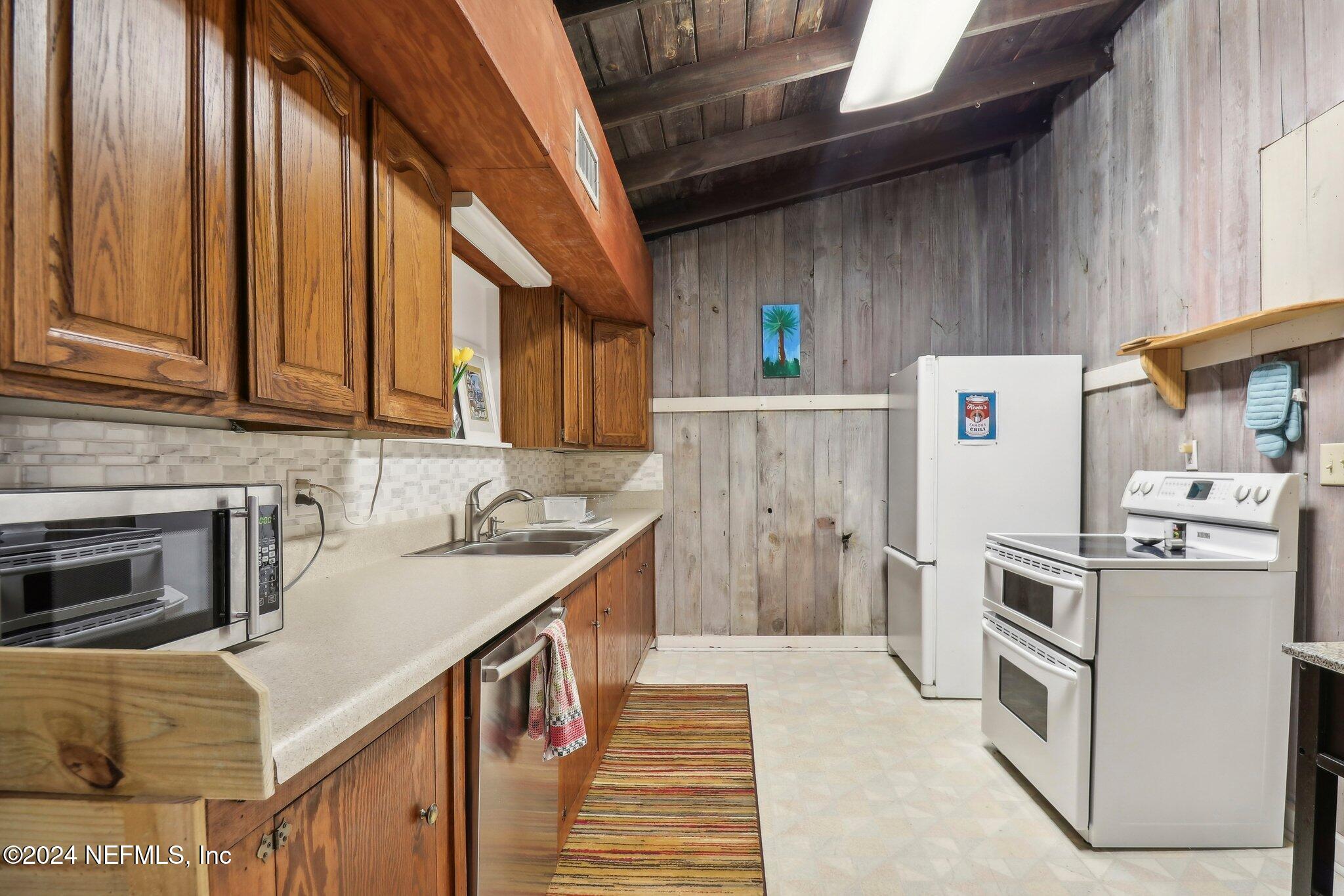 Jacksonville, Florida, 32223, United States, 5 Bedrooms Bedrooms, ,9 BathroomsBathrooms,Residential,Active,1944062