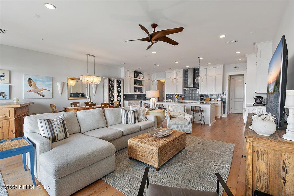 Jacksonville Beach, Florida, 32250, United States, ,4 BathroomsBathrooms,Residential,Active,1820458