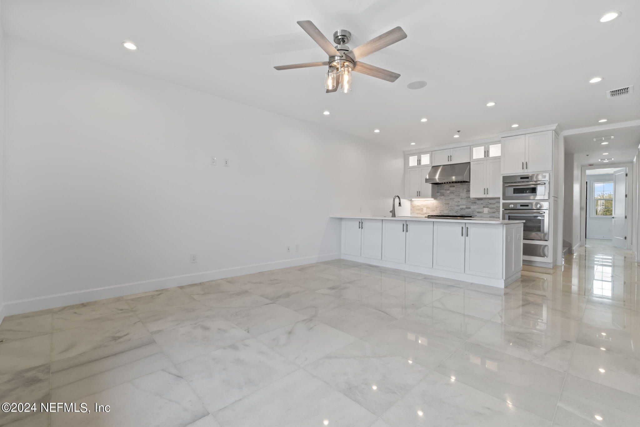 Jacksonville Beach, Florida, 32250, United States, 3 Bedrooms Bedrooms, ,4 BathroomsBathrooms,Residential,Active,1748237