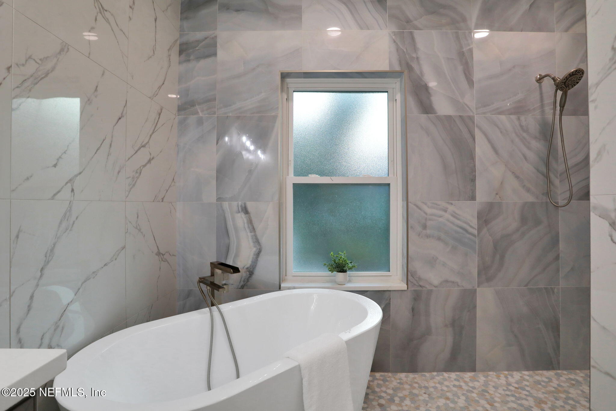 Ponte Vedra Beach, Florida, 32082, United States, 2 Bedrooms Bedrooms, ,2 BathroomsBathrooms,Residential,Active,1877845