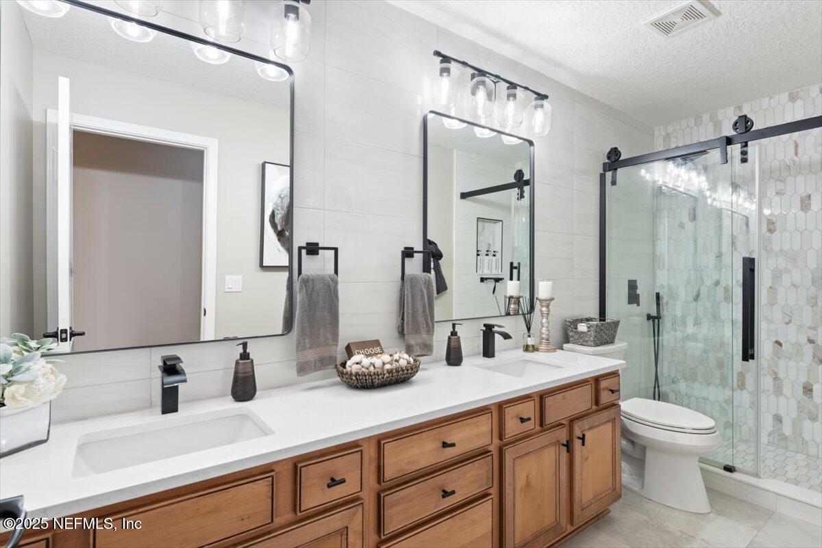 St. Johns, Florida, 32259, United States, 6 Bedrooms Bedrooms, ,6 BathroomsBathrooms,Residential,Active,1946310