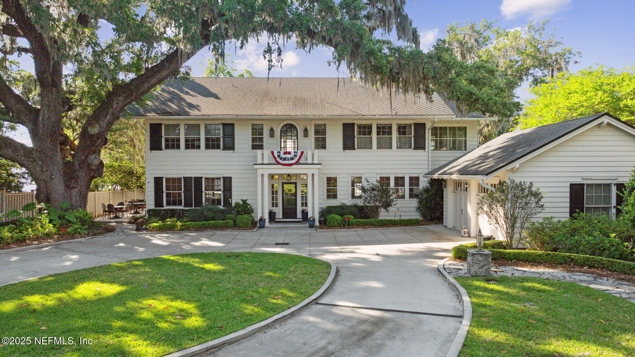 Jacksonville, Florida, 32205, United States, 6 Bedrooms Bedrooms, ,8 BathroomsBathrooms,Residential,Active,1787156