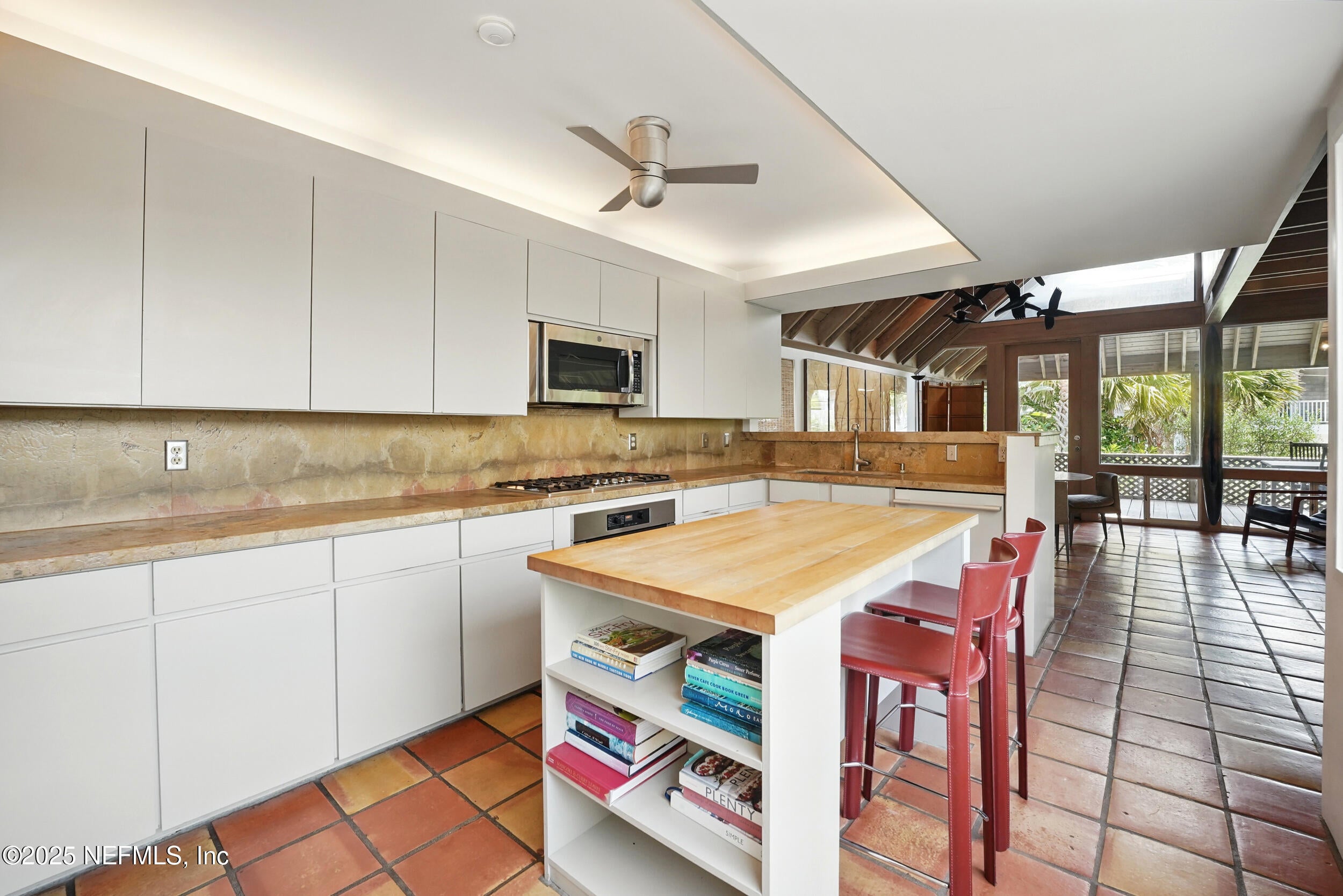 Atlantic Beach, Florida, 32233, United States, ,4 BathroomsBathrooms,Residential,Active,1823989