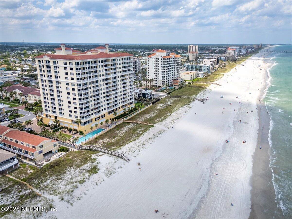 Jacksonville Beach, Florida, 32250, United States, 4 Bedrooms Bedrooms, ,5 BathroomsBathrooms,Residential,Active,1824537